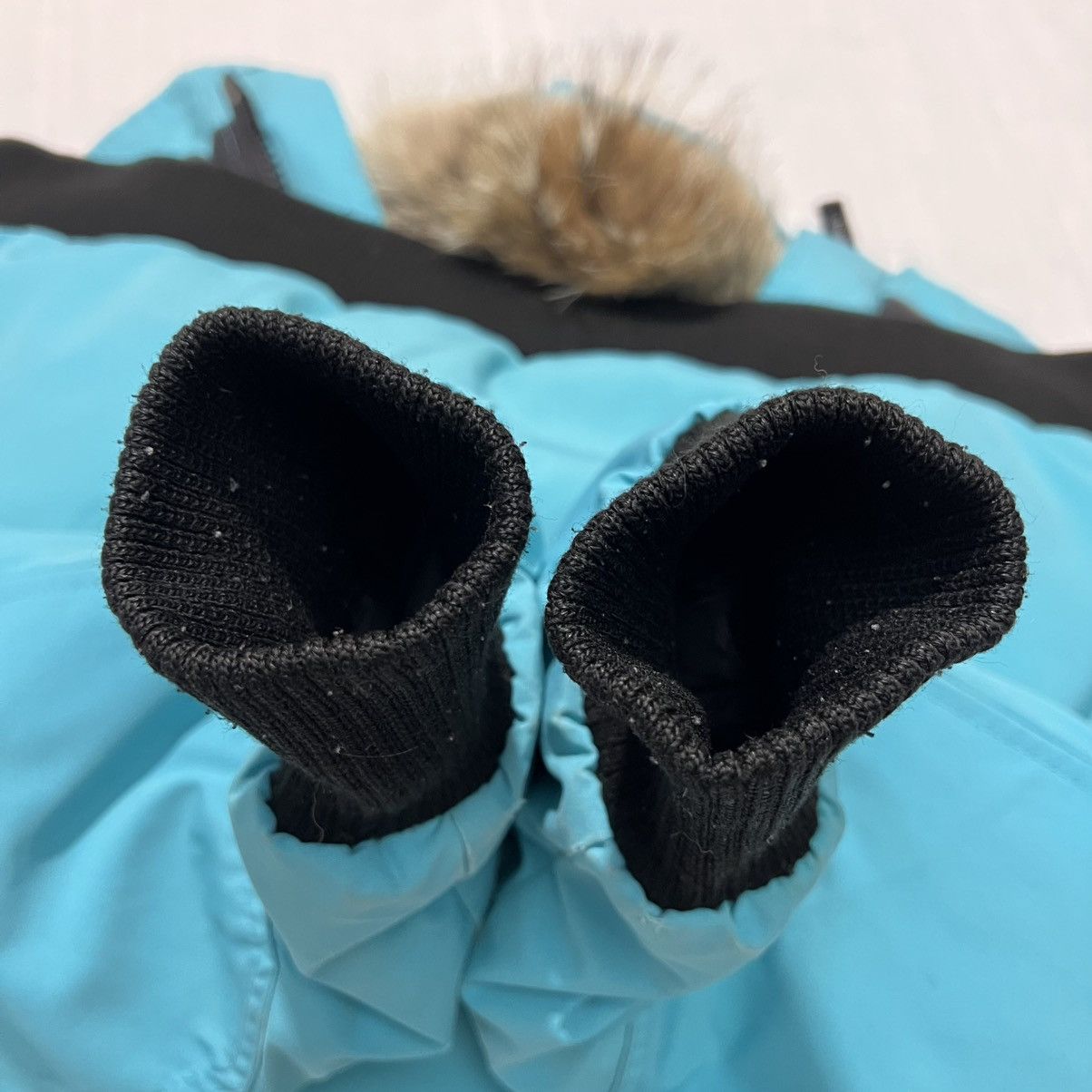 Canada Goose Ganada Goose chilliwack rare Iceberg color Size L / US 10 / IT 46 - 15 Thumbnail