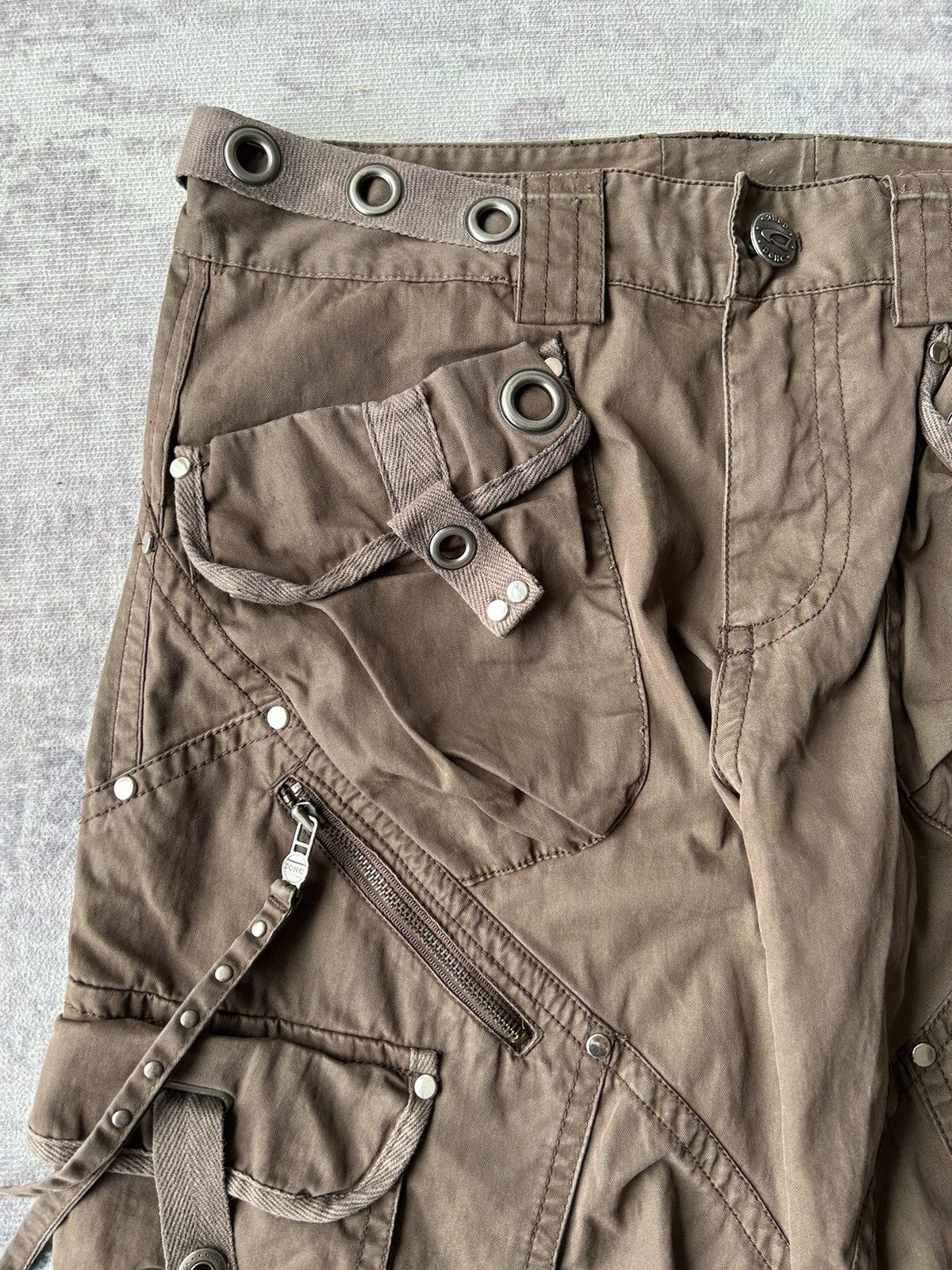 If Six Was Nine Bondage Multipocket Cargo Pants Size US 35 - 7 Thumbnail