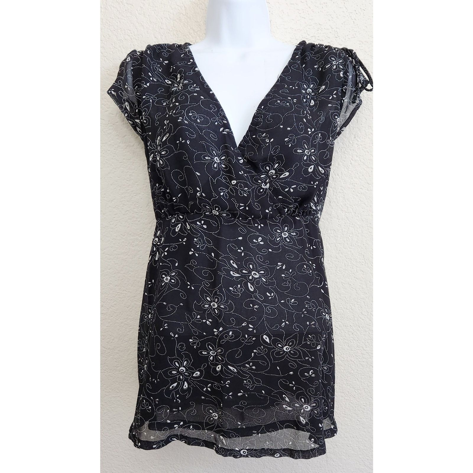 Other Oh! Mamma Black White Floral Maternity Top Large Size L / US 10 / IT 46 - 1 Thumbnail