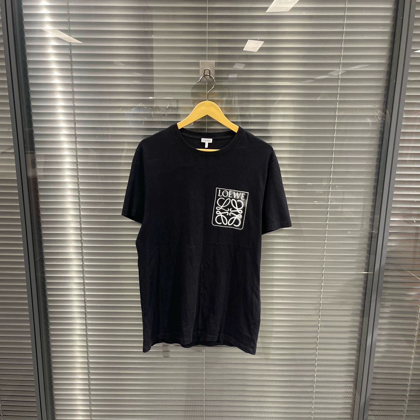 Loewe Loewe Tie-Dye Embroidered Big Logo Short Sleeve Tee M 99 New Size US M / EU 48-50 / 2 - 1 Thumbnail