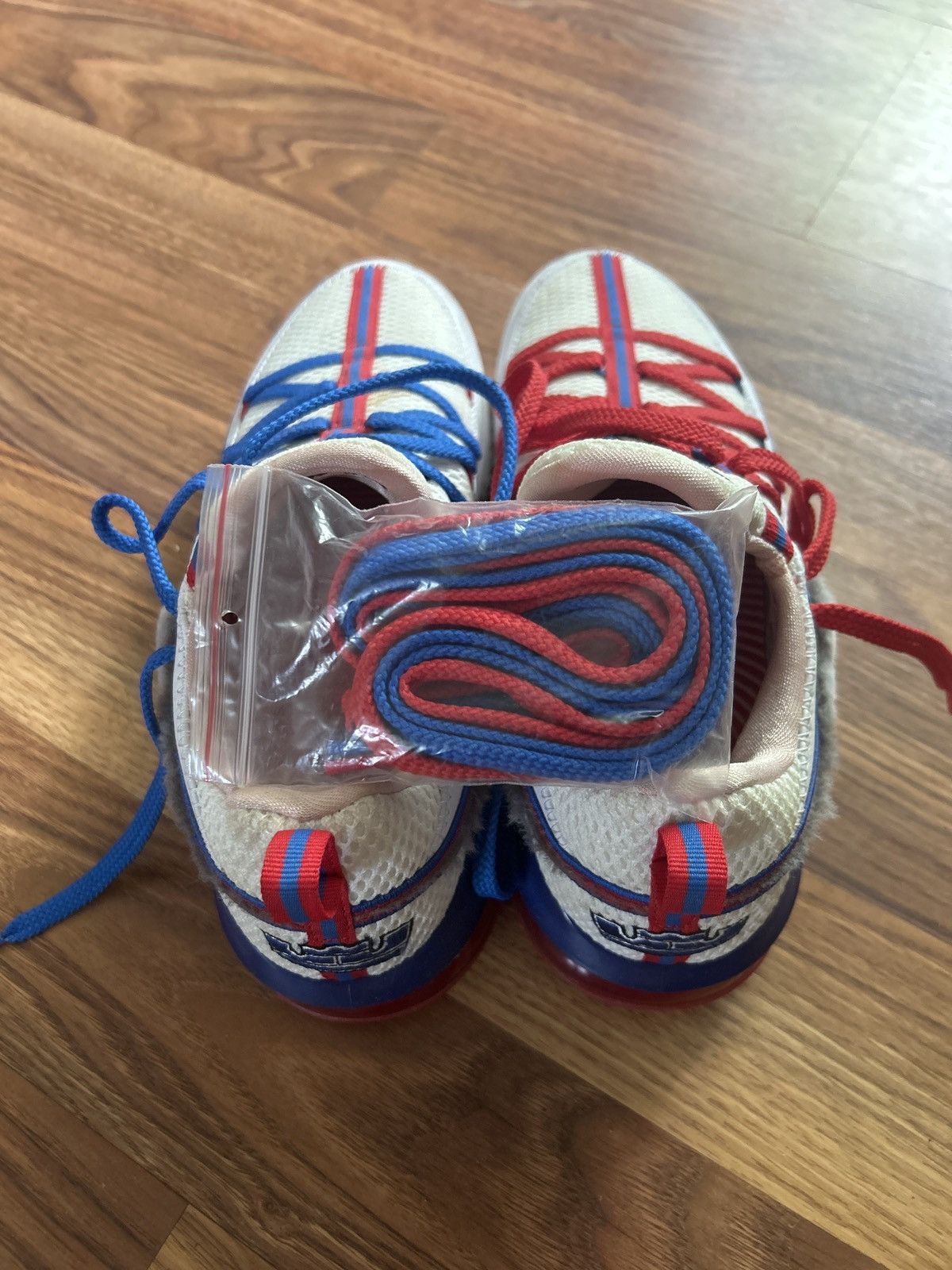 Nike Lebron 17 Low Tune Squad Size US 9 / EU 42 - 4 Thumbnail