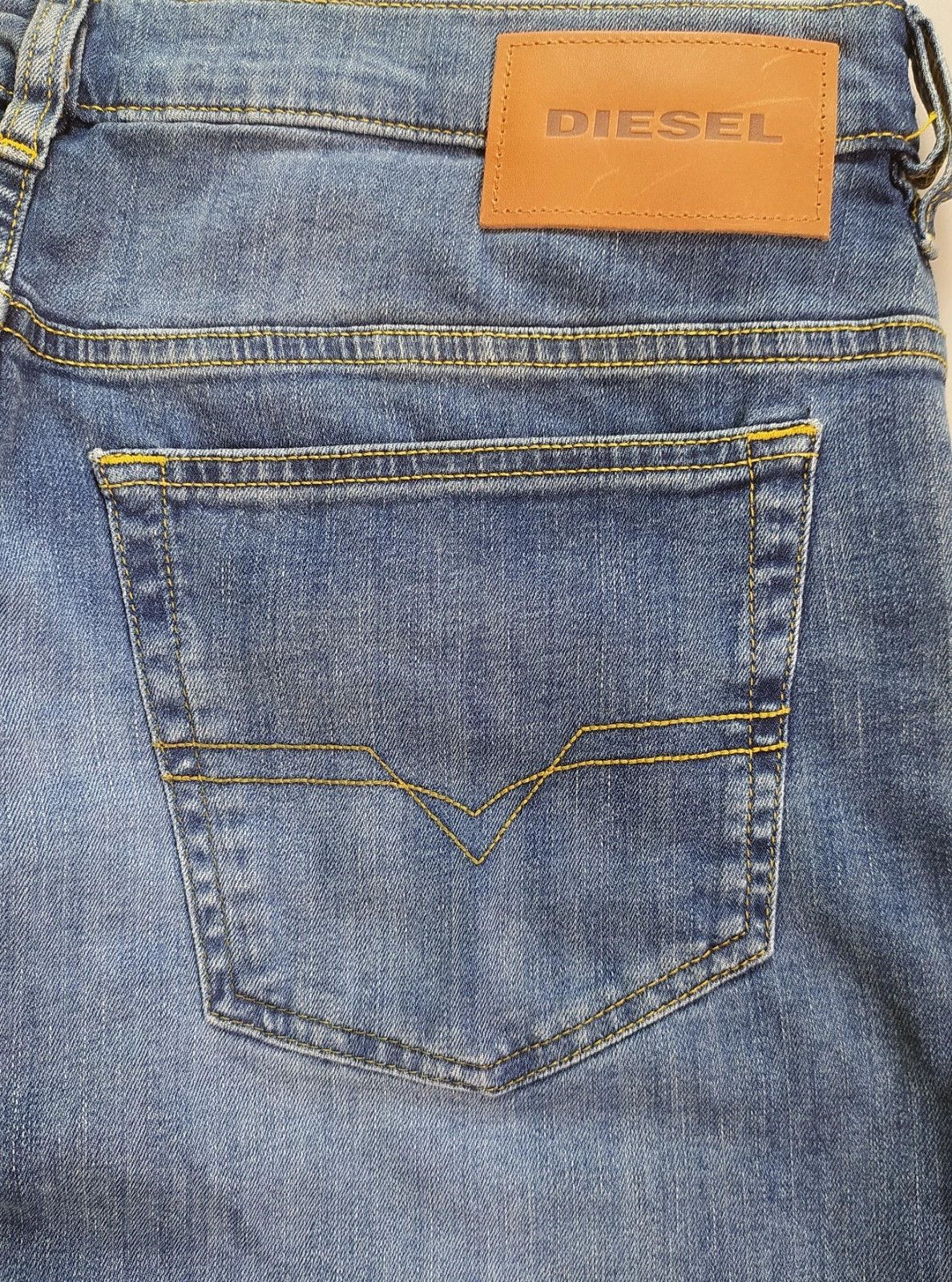 Diesel Diesel D-YENNOX L.34 MENS JEANS T/9882 Size US 33 - 10 Thumbnail