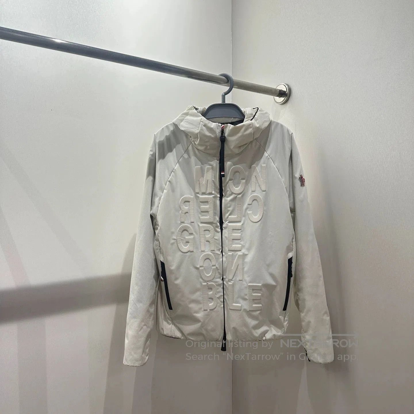 Moncler White Hooded Light Jacket XS. Size US XS / EU 42 / 0 - 1 Thumbnail