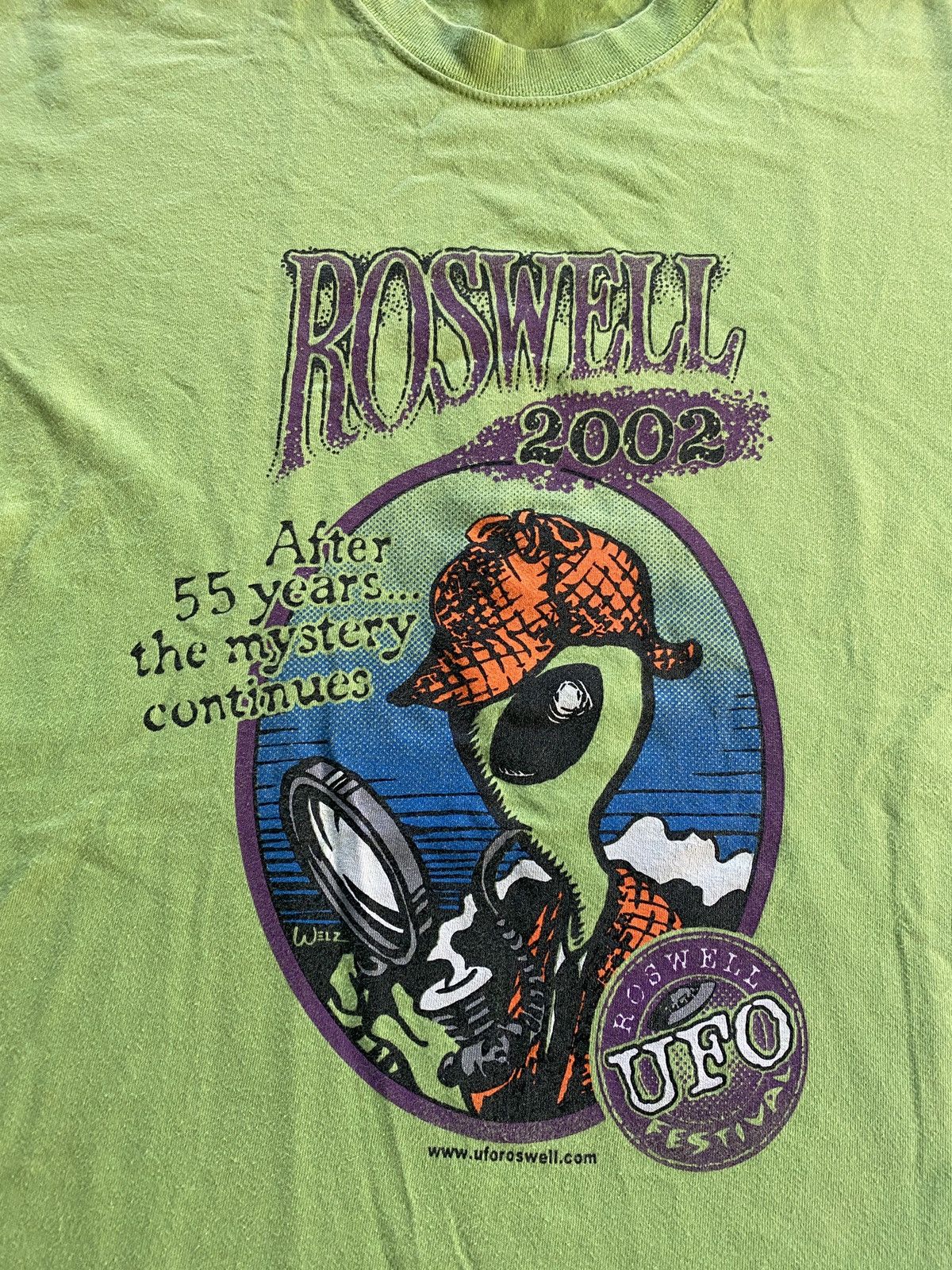 Vintage Vintage 2002 Y2K Roswell UFO Festival Alien Green Tee Size US L / EU 52-54 / 3 - 2 Thumbnail