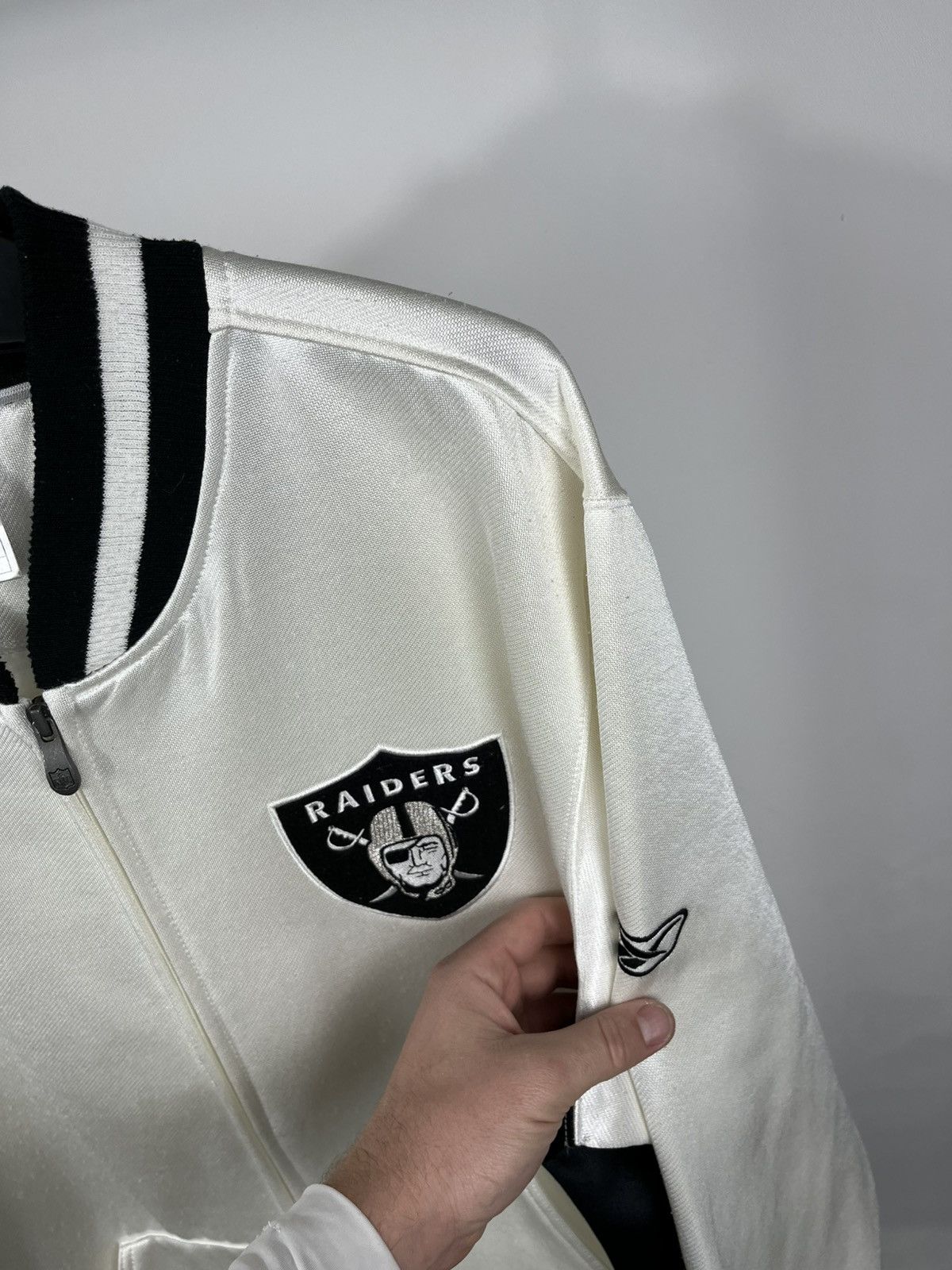 Reebok NFL Raiders Reebok Zip Up Jacket White Black L Size Size US L / EU 52-54 / 3 - 9 Thumbnail