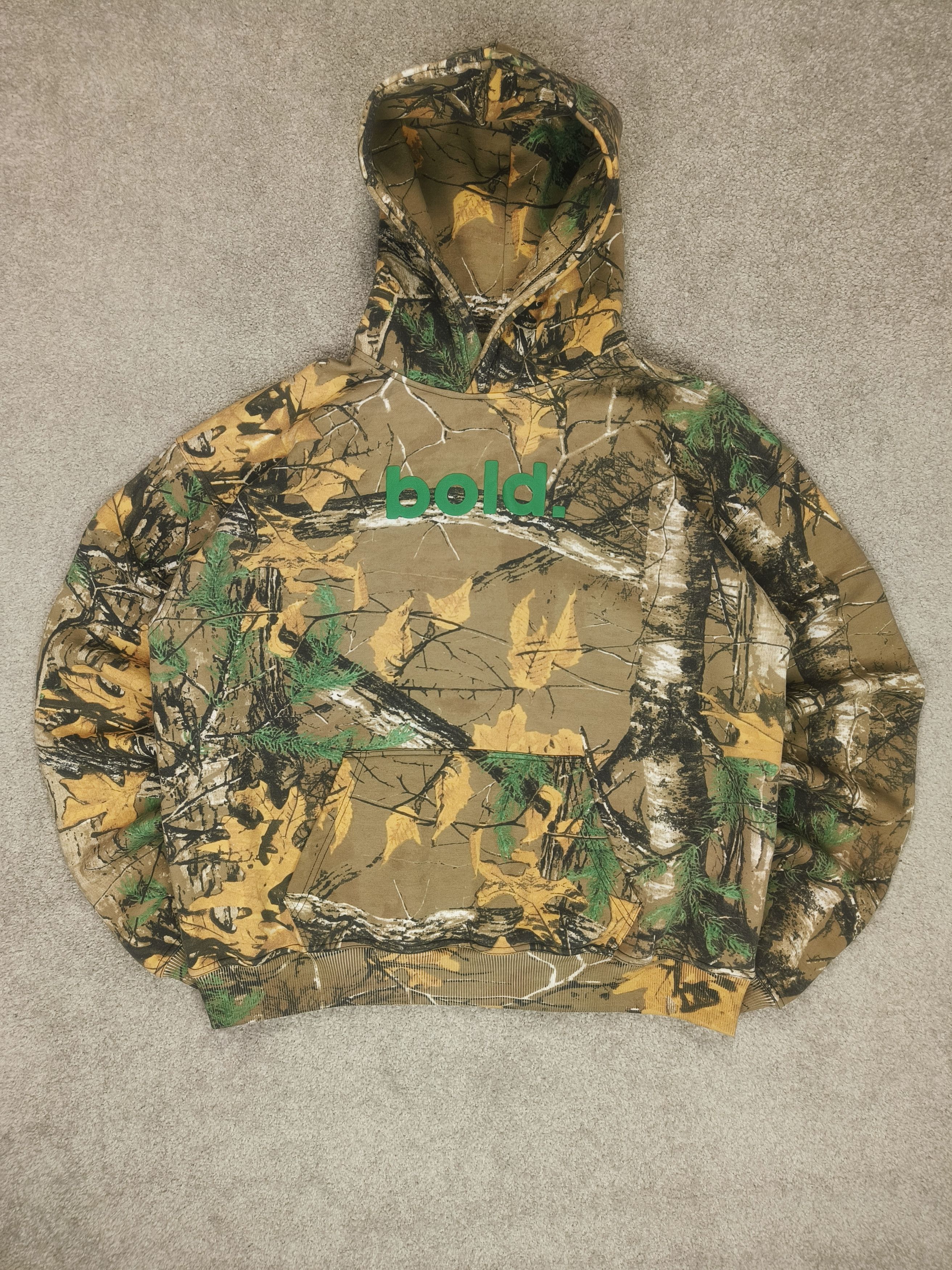 Vintage Bold Camo Logo Hunting Pattern Streetwear Outdoor Hoodie Size US L / EU 52-54 / 3 - 1 Thumbnail