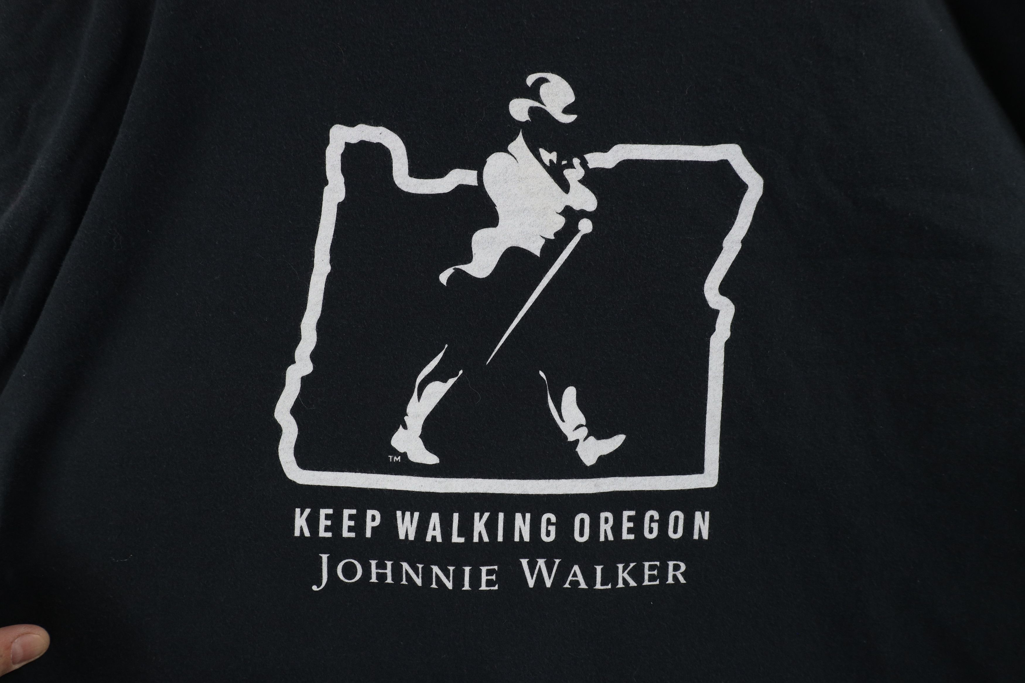 Vintage Johnnie Walker Spell Out Keep Walking Oregon Whiskey T-Shirt Size US XXL / EU 58 / 5 - 4 Thumbnail