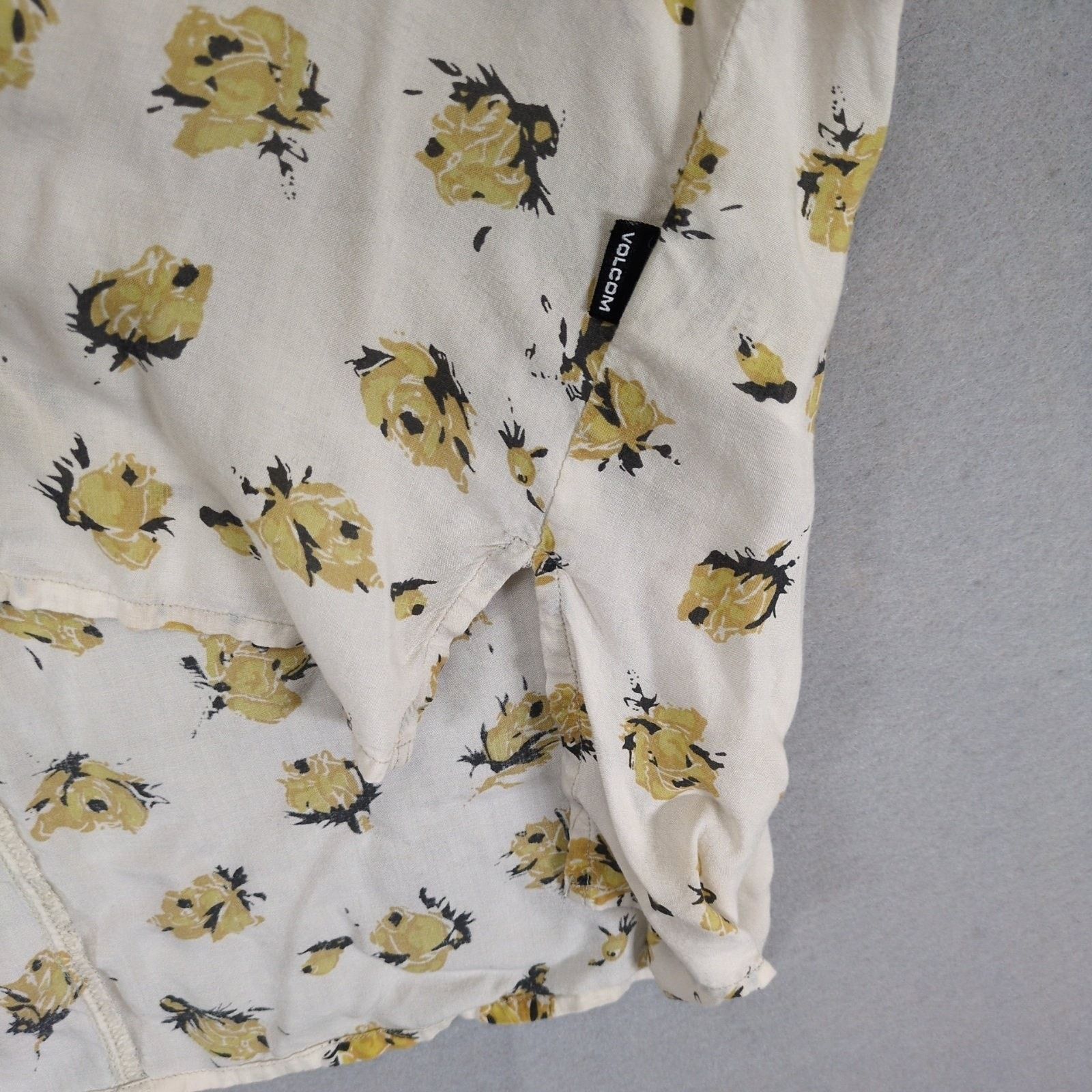 Volcom Volcom Women's S Nova Yellow Rose Button Up Shirt Size S / US 4 / IT 40 - 4 Thumbnail