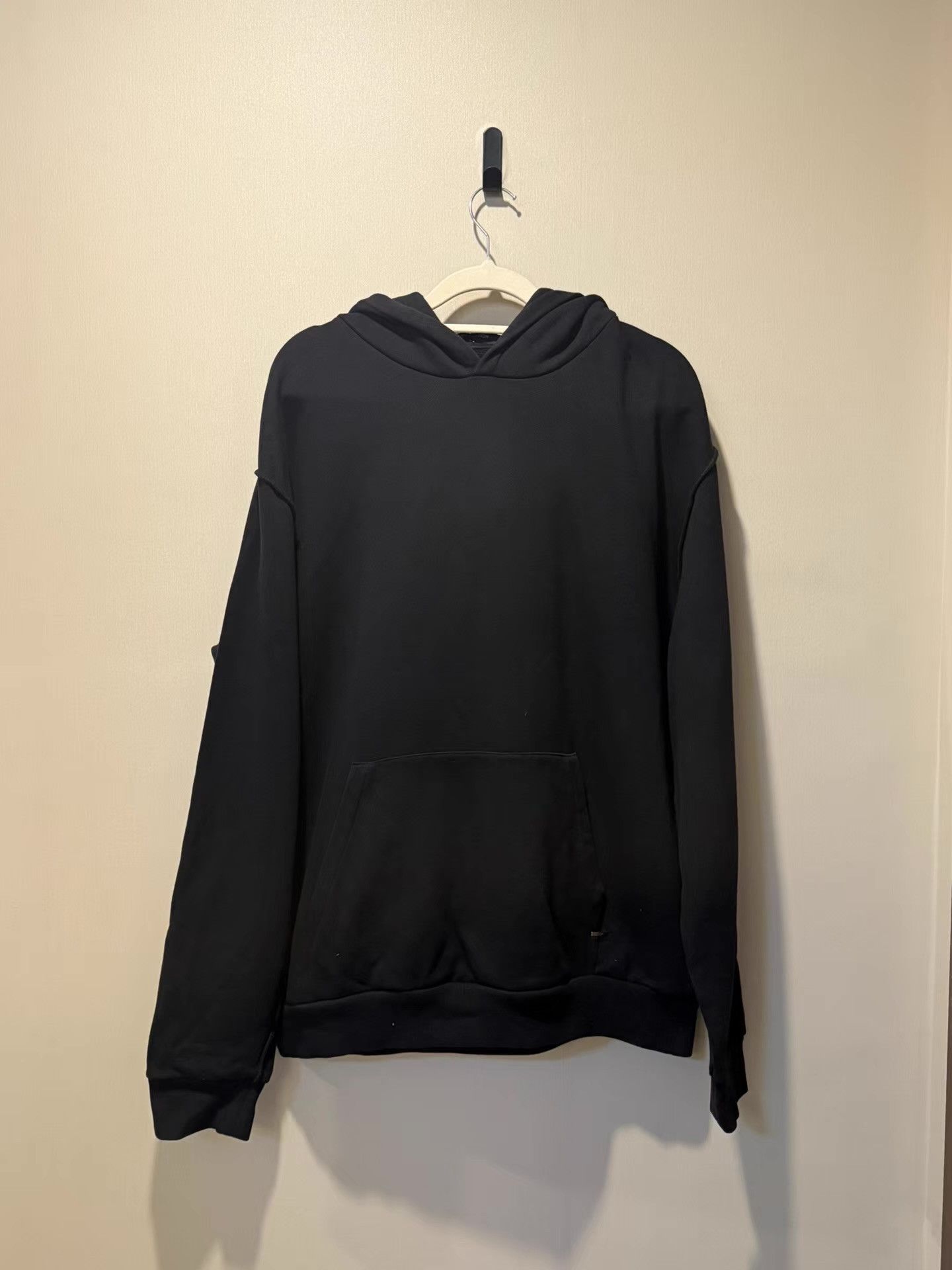 Louis Vuitton LOUIS VUITTON LV Safety Pin & Manual Print Hoodie Ｑ20 Size US XL / EU 56 / 4 - 1 Thumbnail