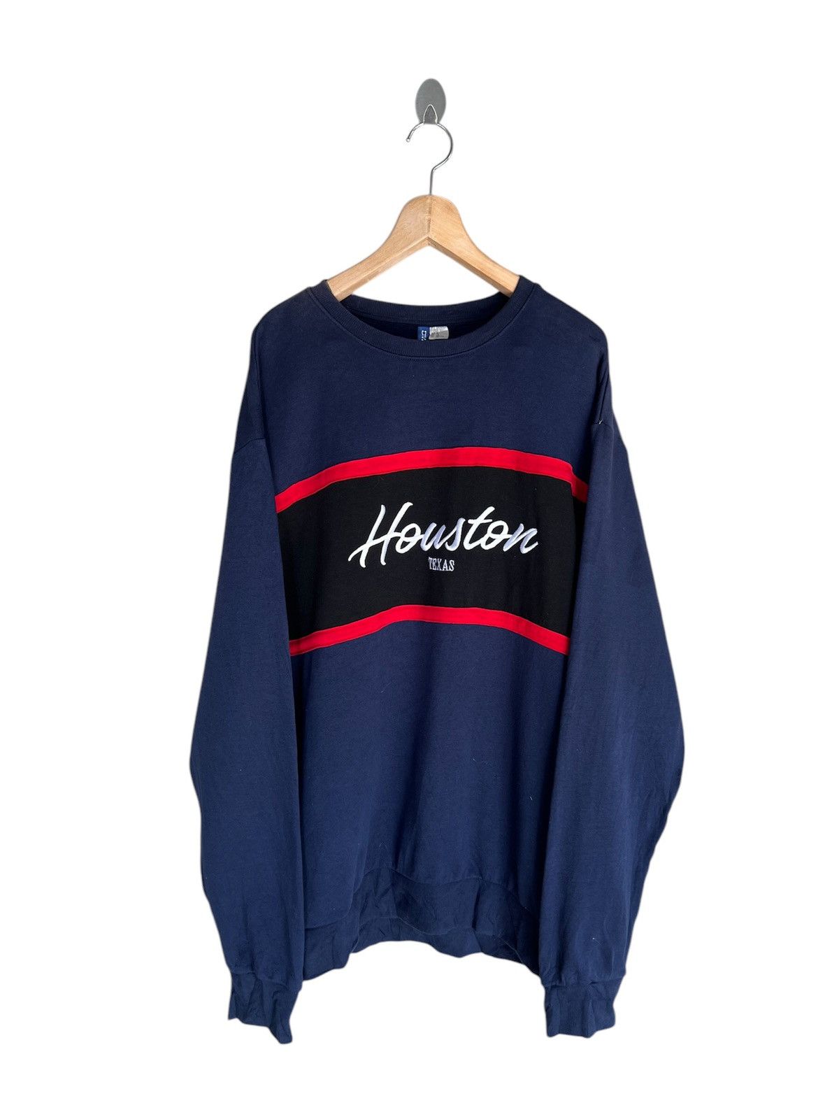H&M H&M Houston Texas Spell Out Sweatshirt Size US XL / EU 56 / 4 - 1 Thumbnail