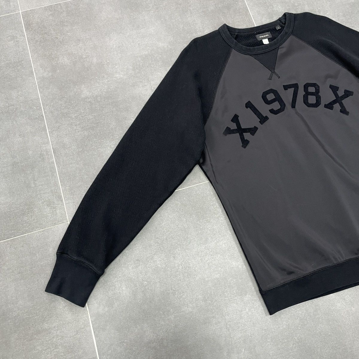 Diesel × Vintage Vintage Diesel Sweatshirt Size L Size US L / EU 52-54 / 3 - 3 Thumbnail
