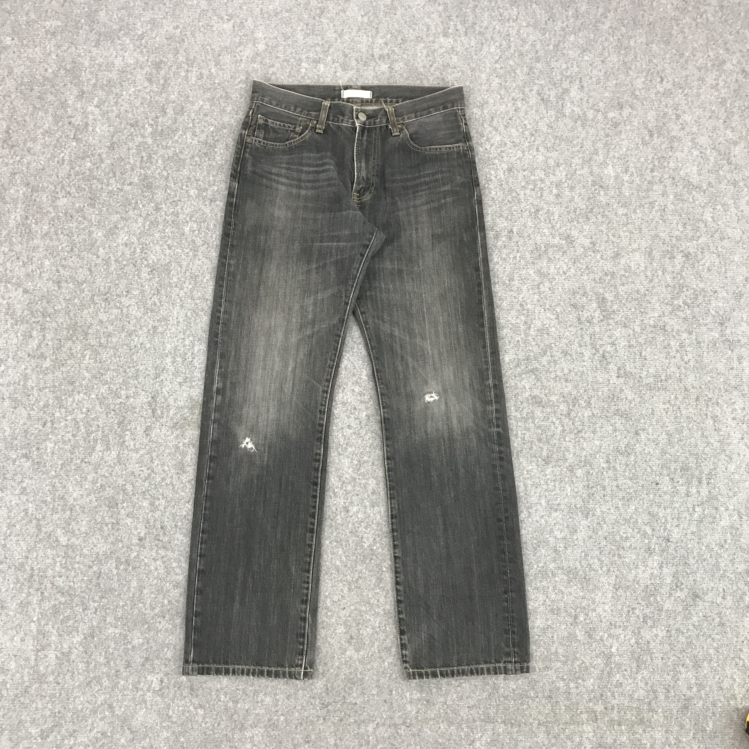 JAPANESE BLACK FADED UNIQLO DISTRESSED DENIM JEANS