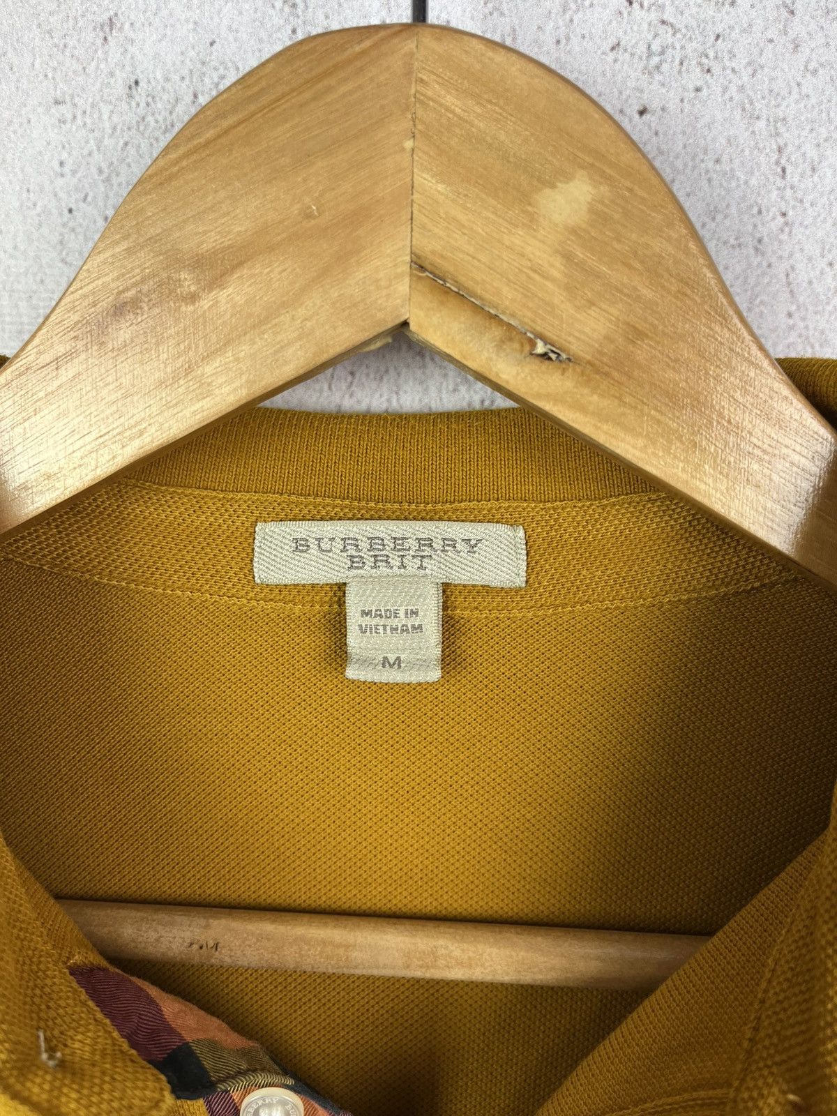 Burberry Vintage Burberry London Polo T-Shirt Rare Retro Hype Y2K 90s Size US S / EU 44-46 / 1 - 7 Thumbnail