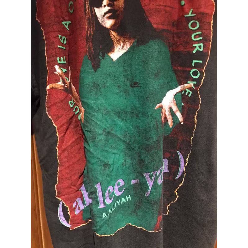 Band Tees × Vintage Aaliyah : One In A Million by Ginseng Strip Size US XL / EU 56 / 4 - 8 Thumbnail