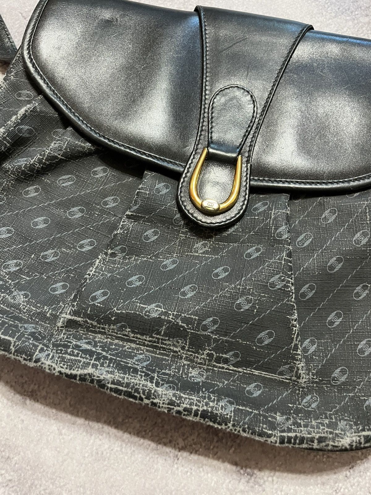 Gucci Gucci Vintage 80s Accessory Collection Stirrup Crossbody Bag Size ONE SIZE - 3 Thumbnail