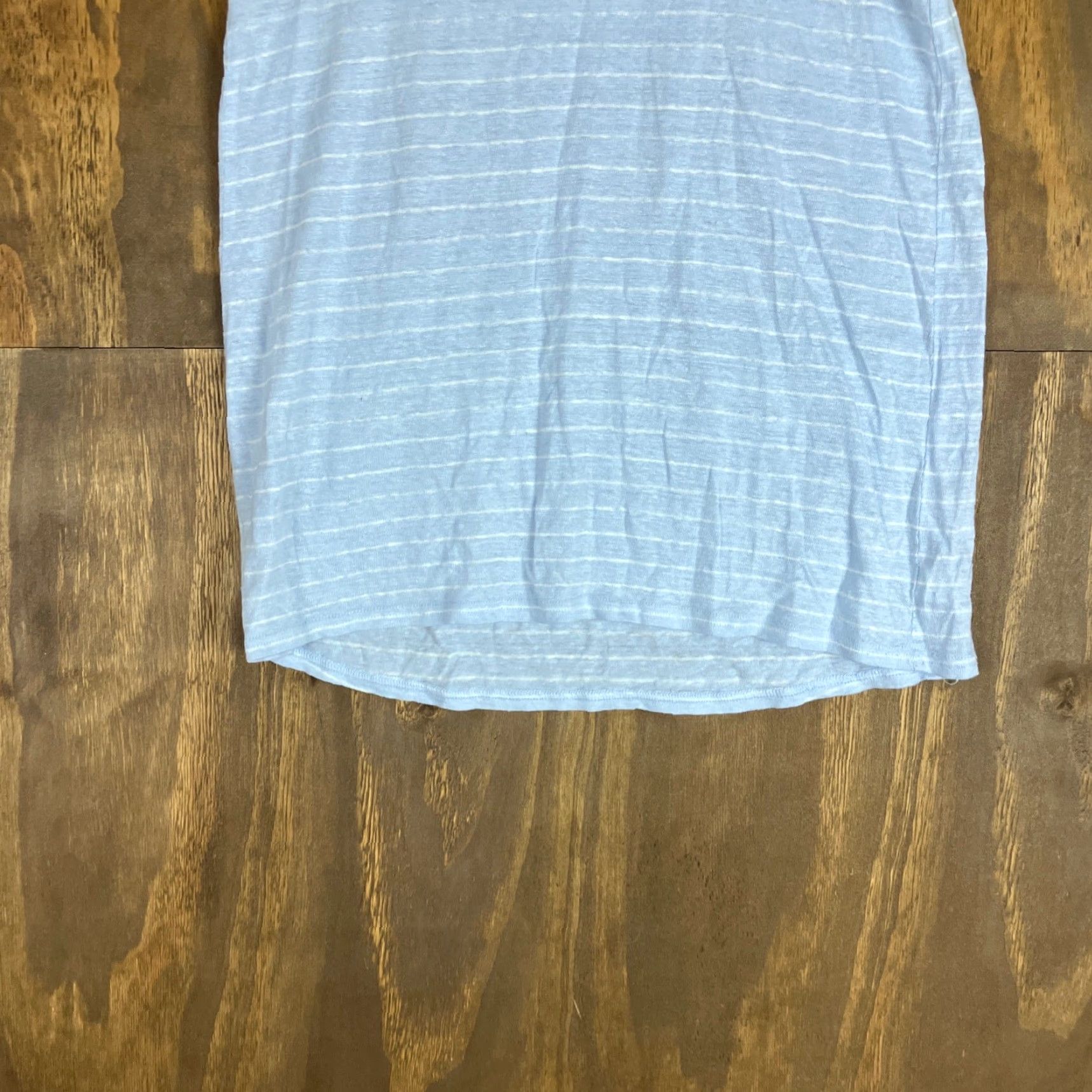 Athleta Athleta Blouse Sleeveless Blue White Stripe 100% Linen Key Hole Tank Small Womens Size S / US 4 / IT 40 - 3 Thumbnail