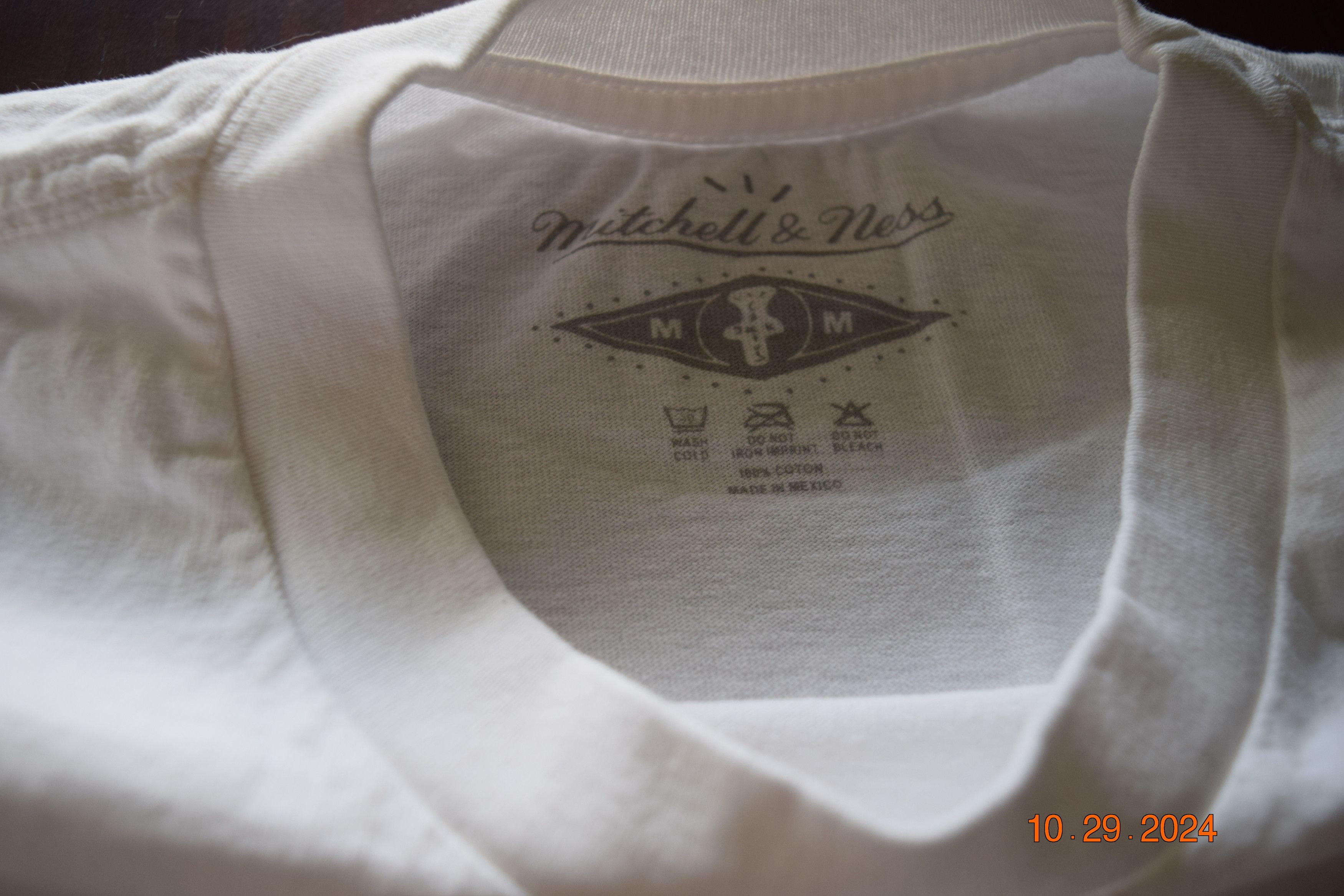 Travis Scott TRAVIS SCOTT X UNIVERSITY OF TEXAS X M&N Size US M / EU 48-50 / 2 - 5 Thumbnail