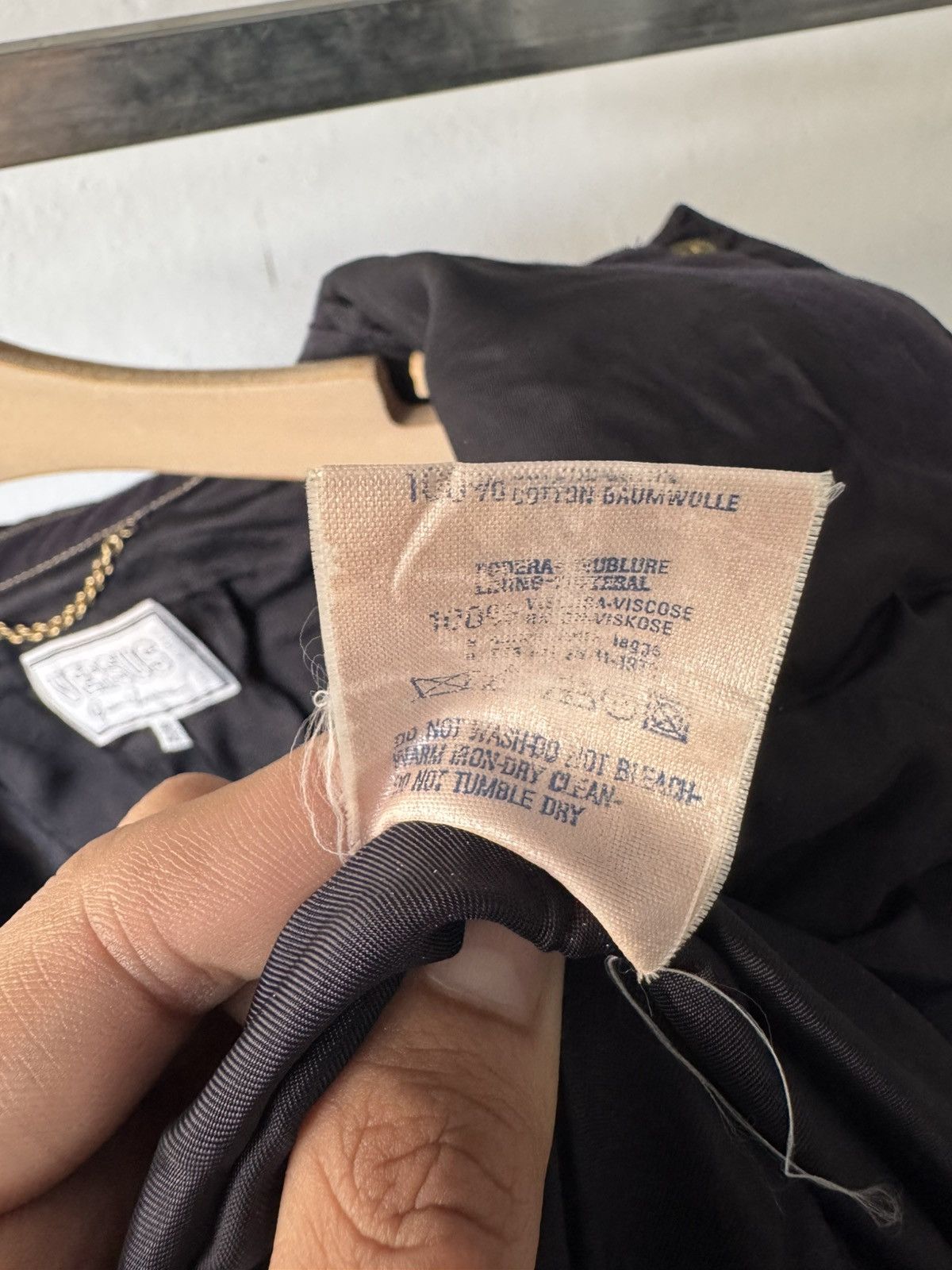 Versus Versace S/S 1992 Versus Gianni Versace Archive Crop Denim Jacket Size XS / US 0-2 / IT 36-38 - 21 Thumbnail