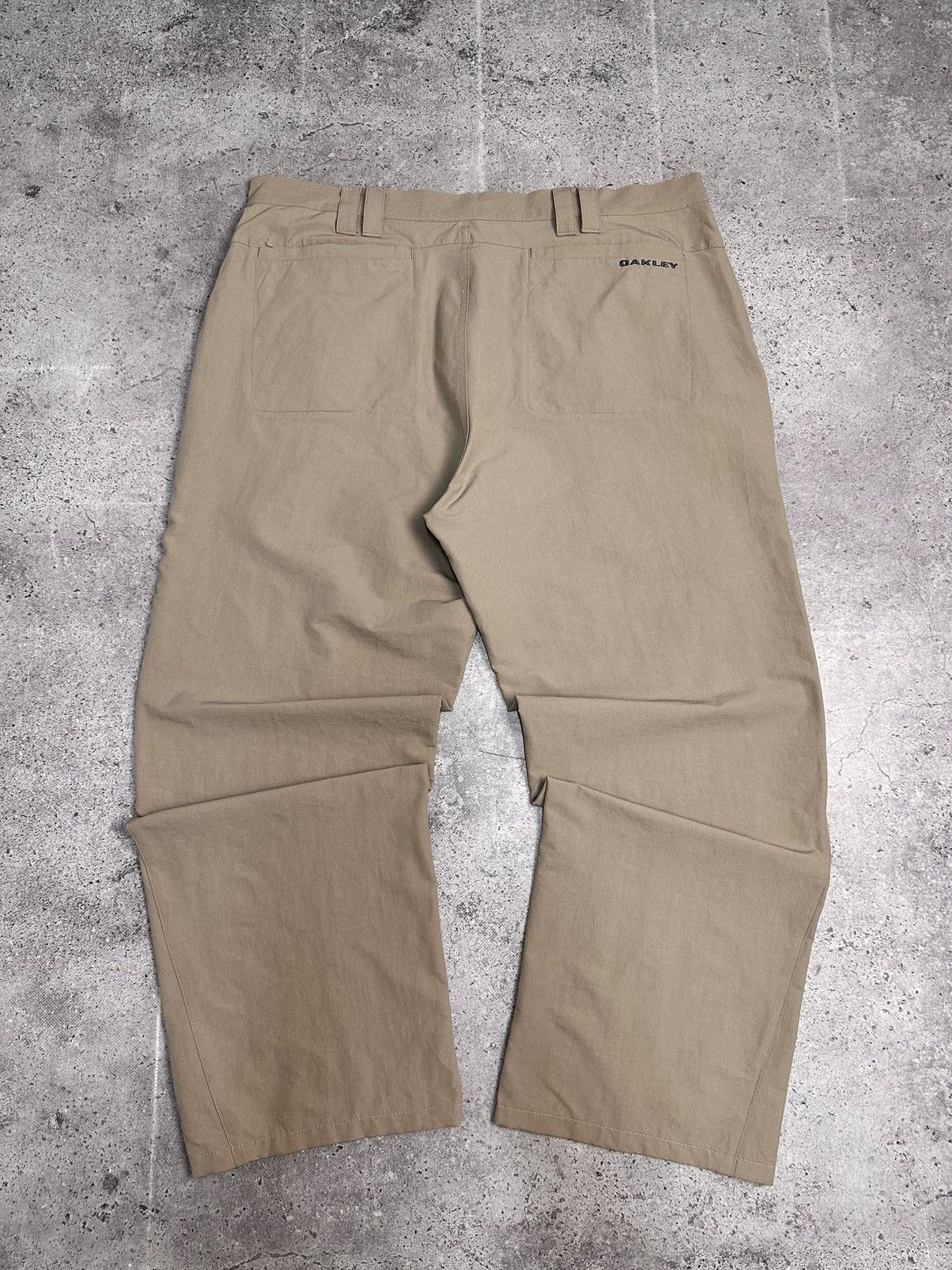 Oakley Vintage Oakley tactical beige pants utility cargo style Size US 38 / EU 54 - 9 Thumbnail