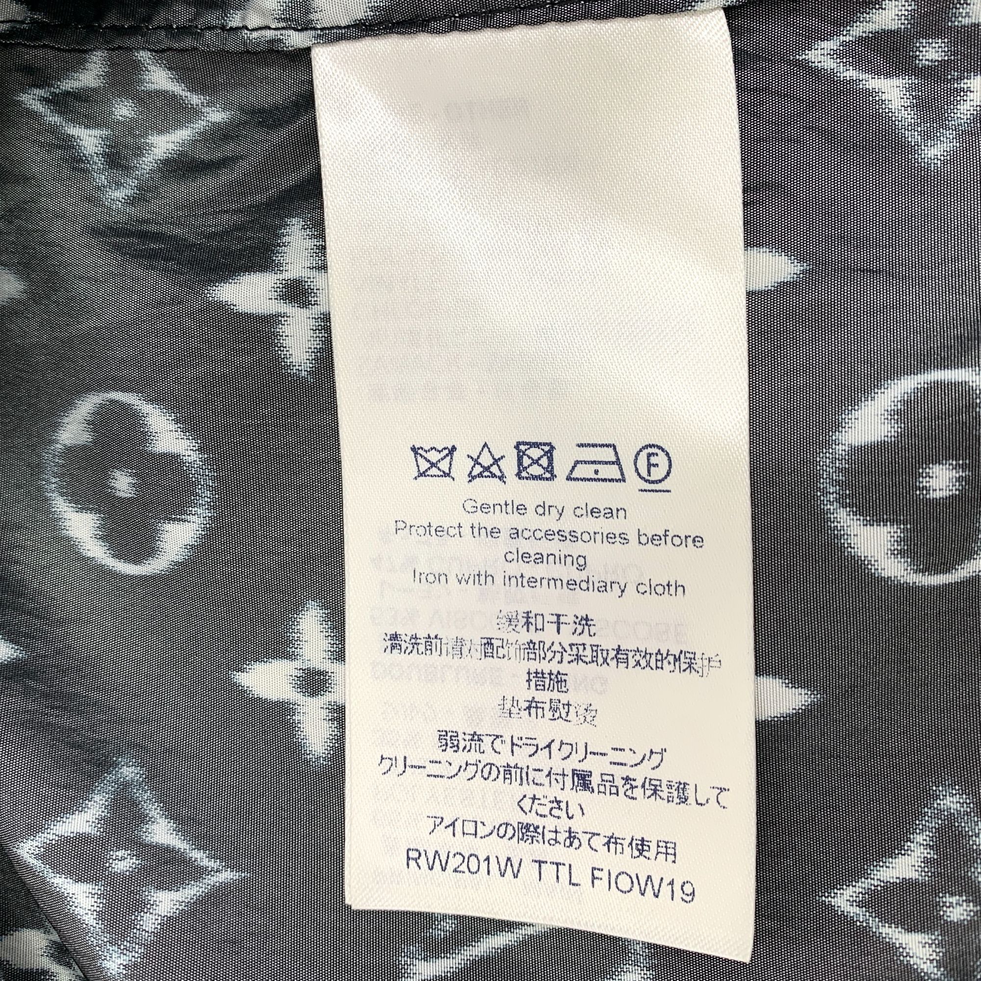 Louis Vuitton Louis Vuitton Black & Gray Logo Print Hooded Jacket With Zip Size S / US 4 / IT 40 - 4 Thumbnail