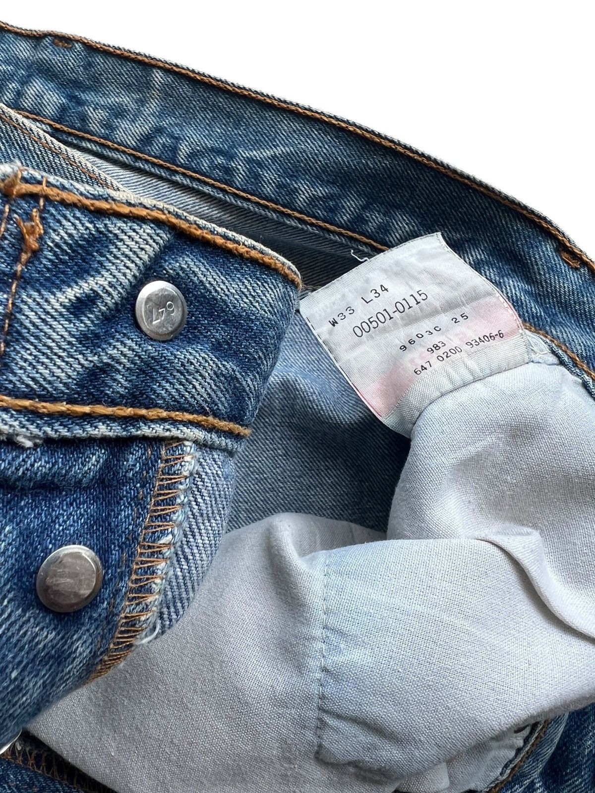 Levi's Vintage Levis 501 Distressed Denim Jeans 33x33 Size US 33 - 11 Thumbnail