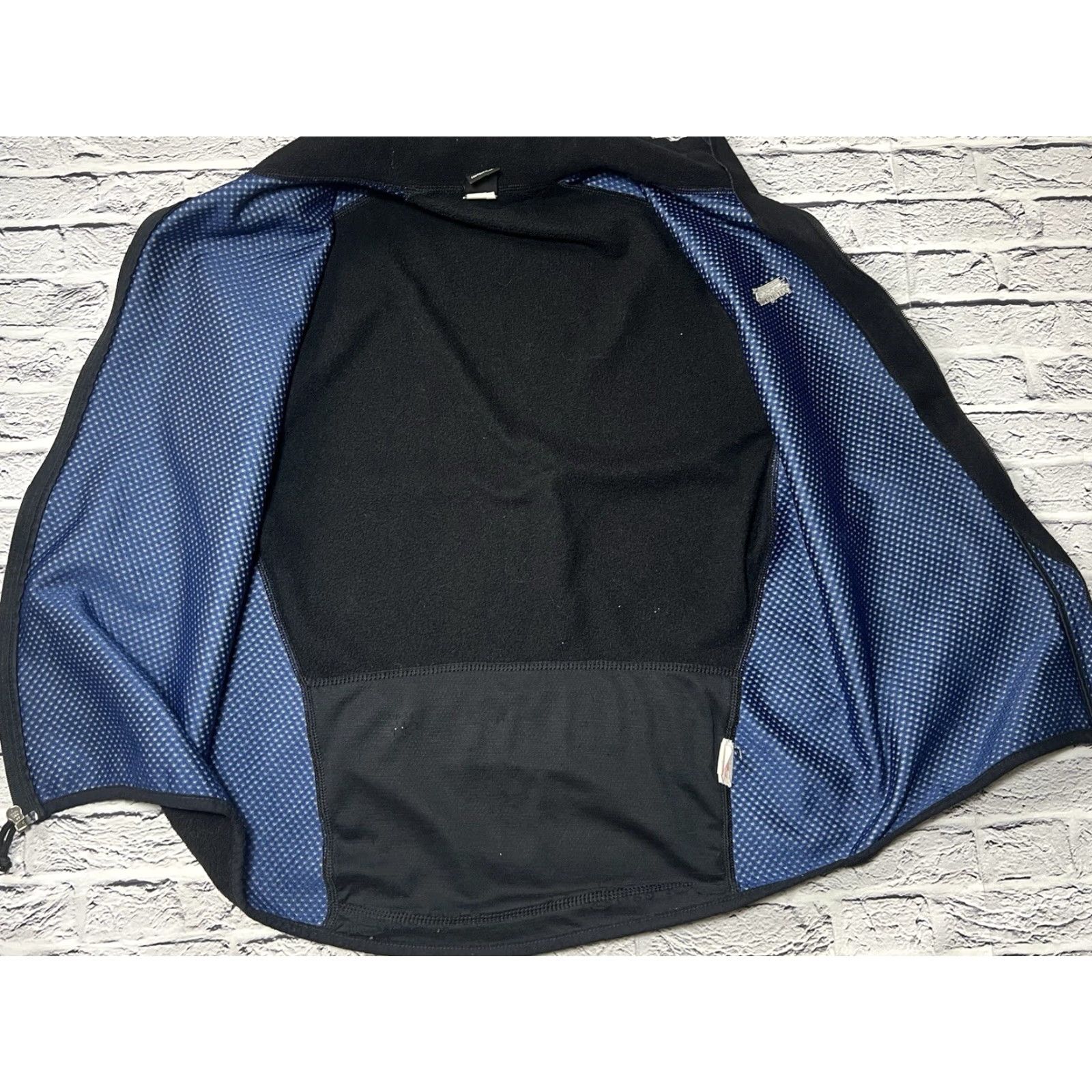 Patagonia VINTAGE Patagonia Flyer USA Cycling Vest Mens S Black Windbreaker Vest / Regular Fit / Zip Pockets / Fleece Lining Size US S / EU 44-46 / 1 - 6 Thumbnail