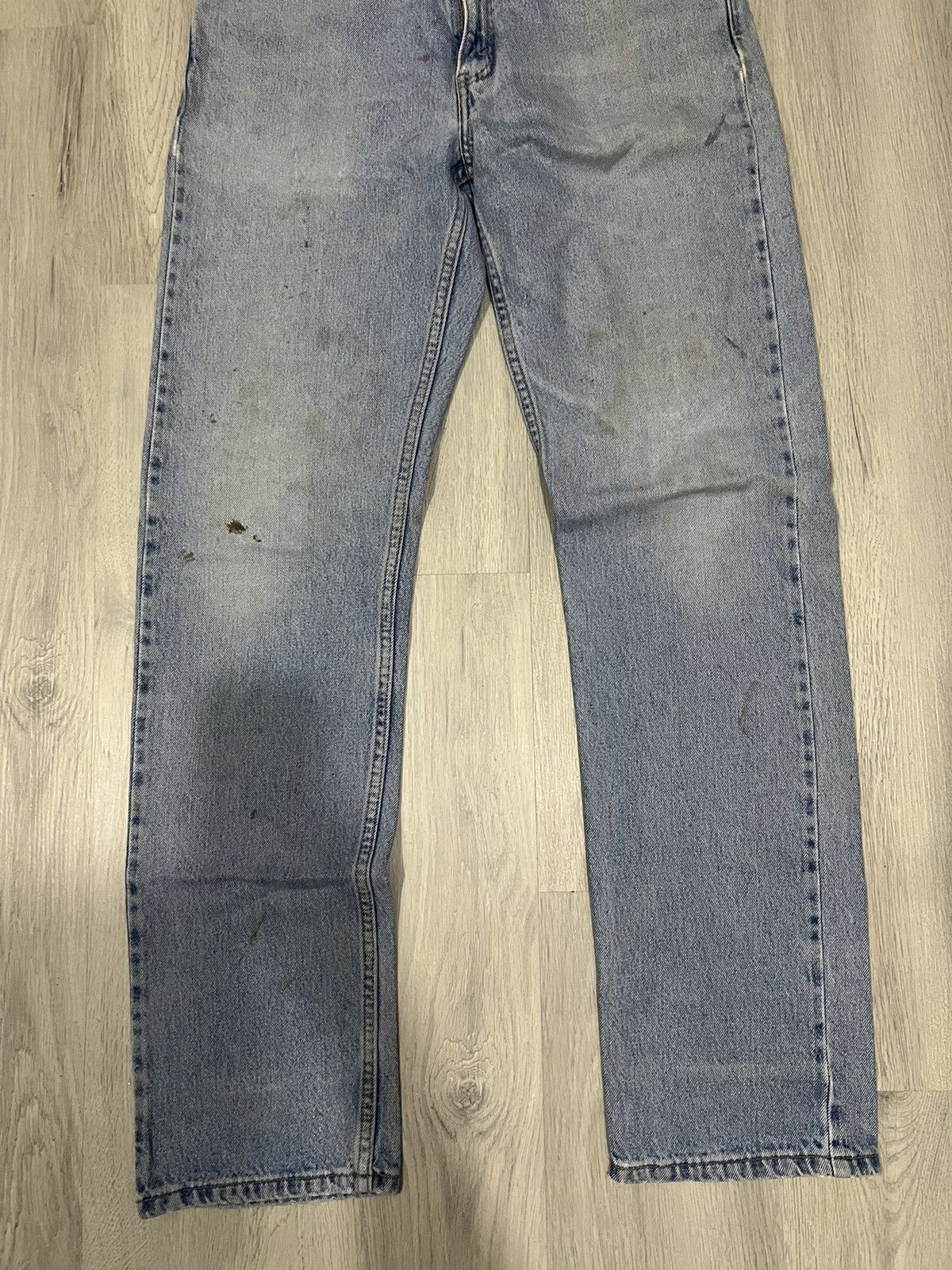 Levi's × Vintage Vintage Levi’s 505 Jeans Lighwash Straightleg Distressed Size US 30 / EU 46 - 2 Thumbnail