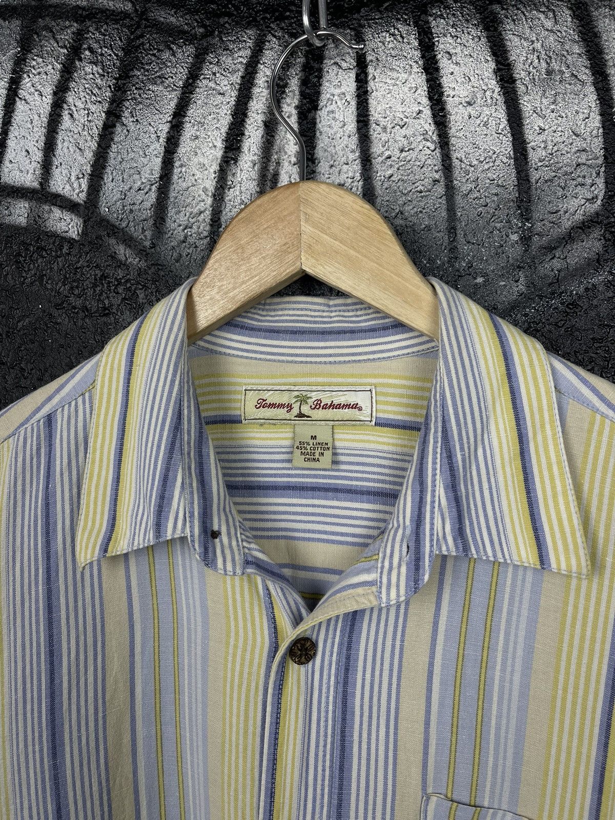 Tommy Bahama Tommy Bahama Striped Button Up Relaxed Shirt Men’s Size M Size US M / EU 48-50 / 2 - 6 Thumbnail