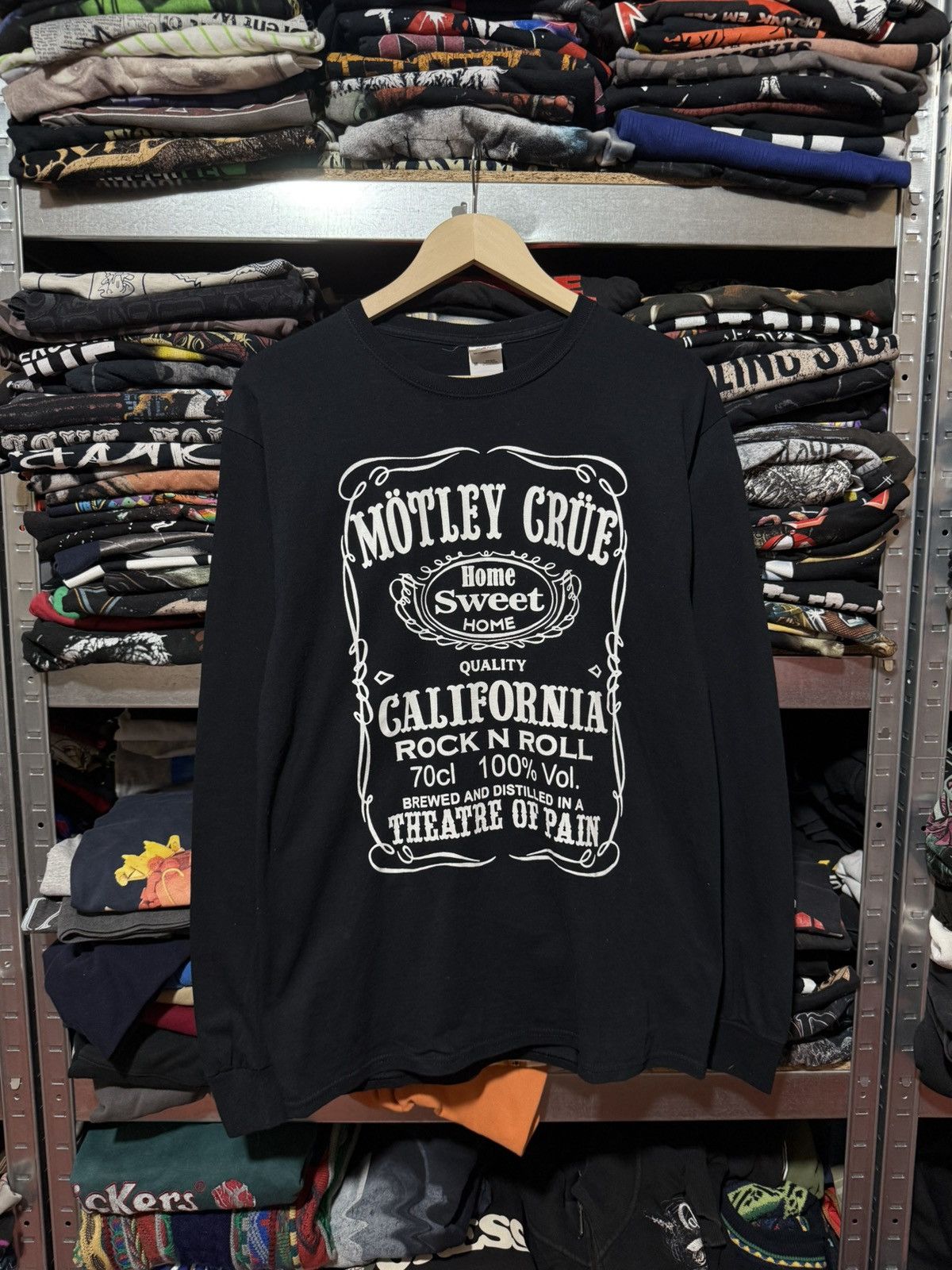 Band Tees Vintage 00s Motley Crue Home Sweet Home Longsleeve T-Shirt Size US S / EU 44-46 / 1 - 1 Thumbnail
