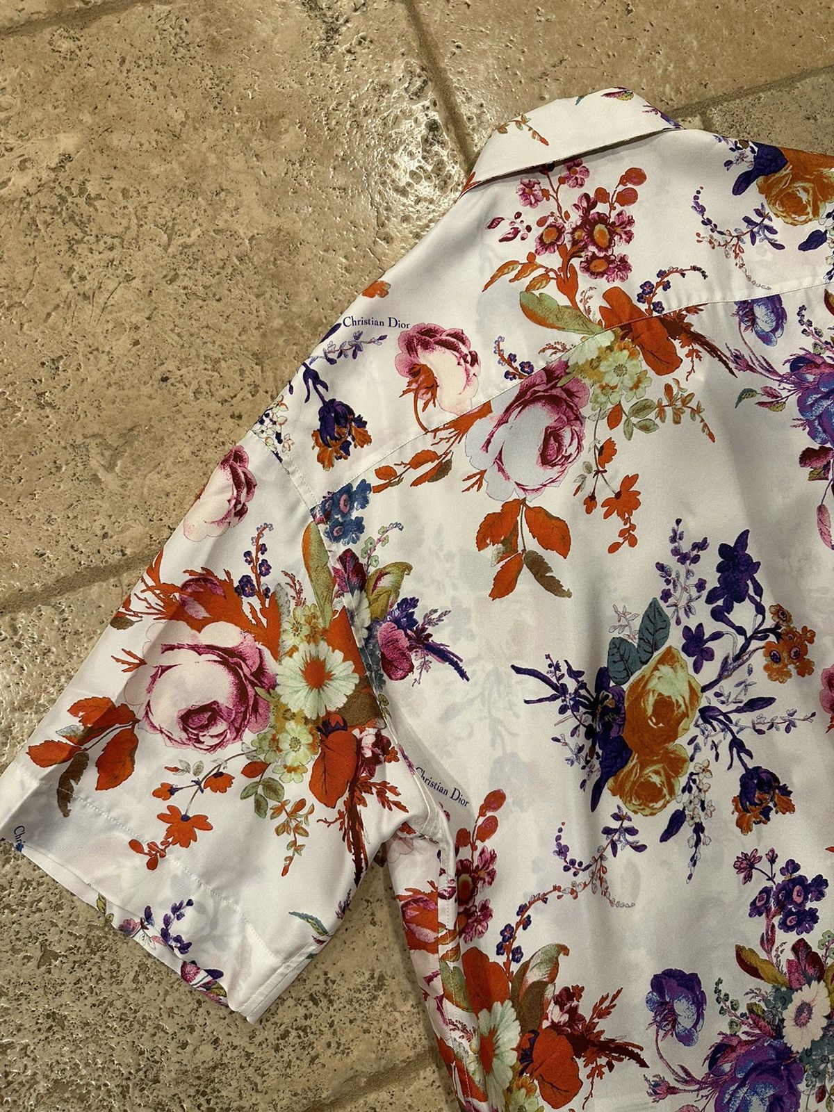 Dior Dior x Kaws Kim Jones Silk Floral Button Up Bee Logo Shirt Size US M / EU 48-50 / 2 - 11 Thumbnail