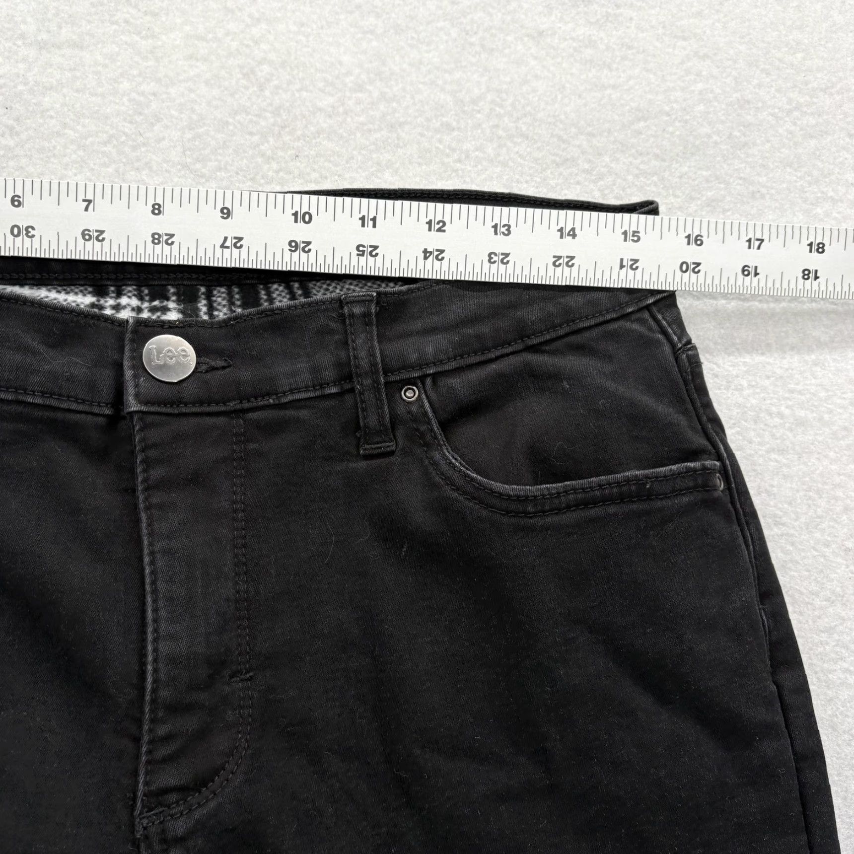 Lee Lee Jeans Womens 10 Black Relaxed Fit Straight Leg Mid Rise Fleece Lined Denim Size 32" / US 10 / IT 46 - 6 Thumbnail