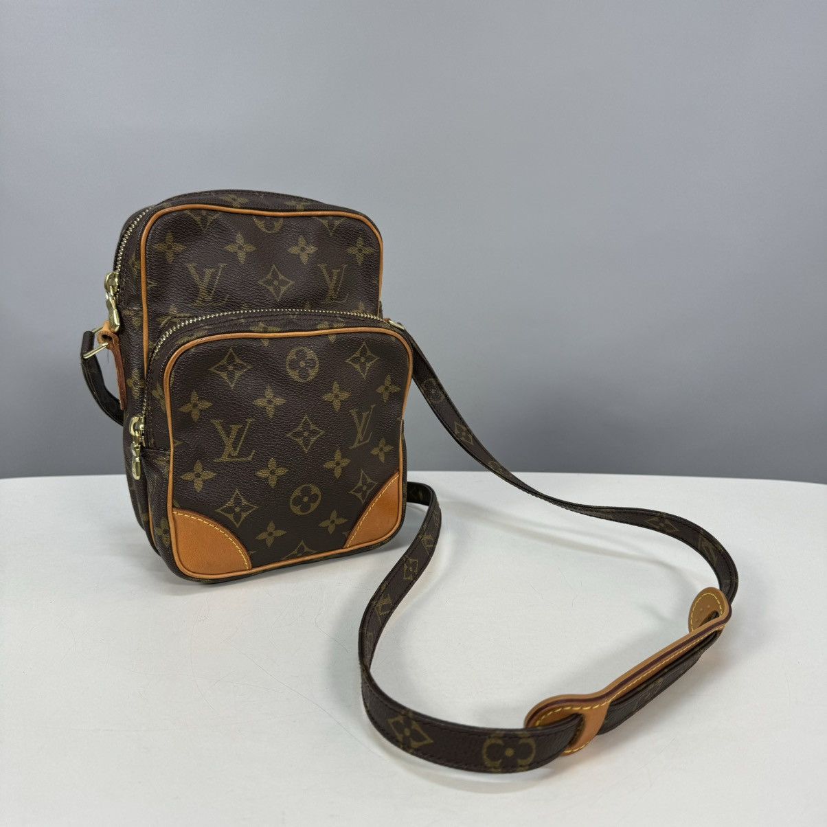 Louis Vuitton LOUIS VUITTON AMAZONE LV MONOGRAM Size ONE SIZE - 2 Thumbnail