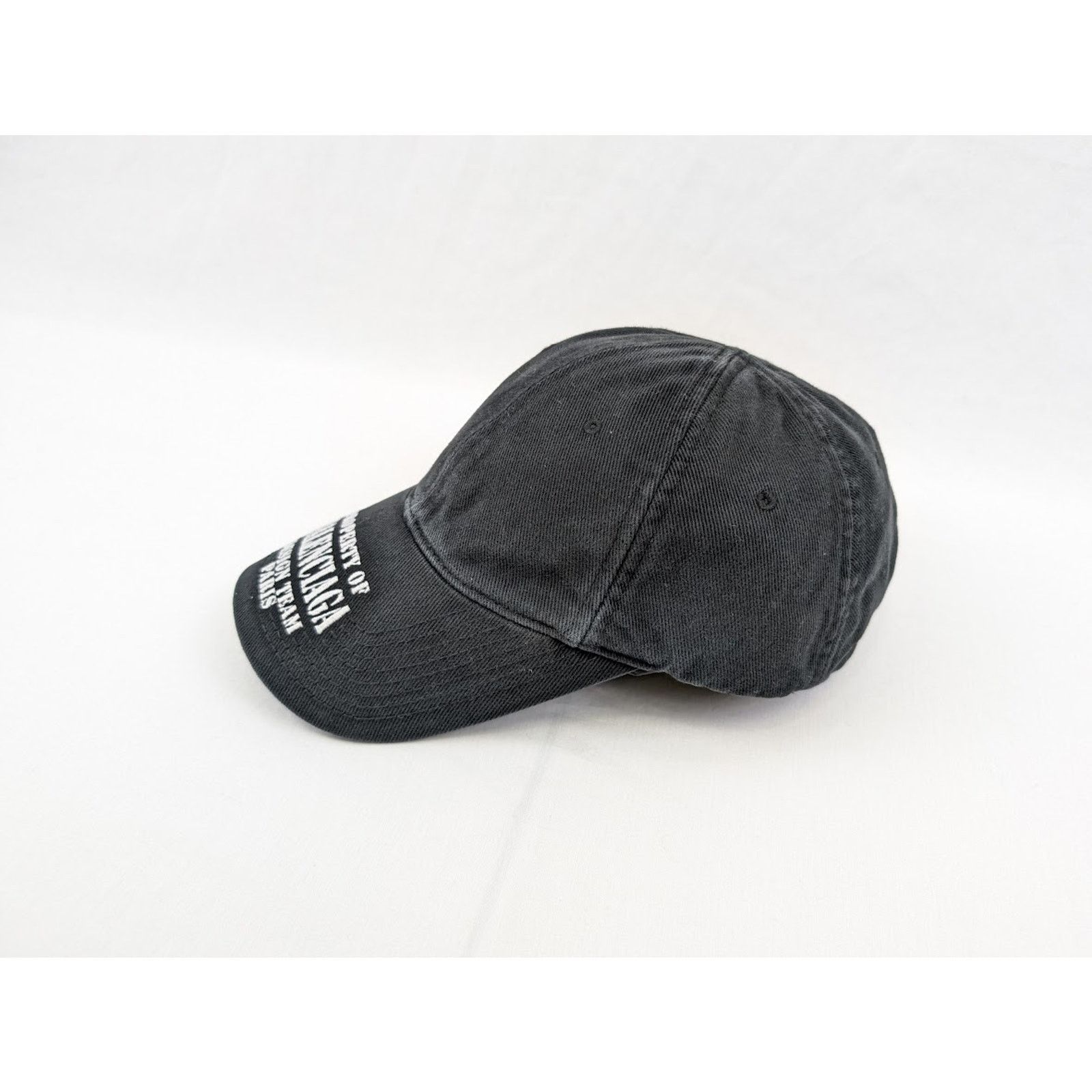 Balenciaga o1rshd1 Size:S/ Property of Balenciaga Design Team Cap / Hat Size ONE SIZE - 7 Thumbnail
