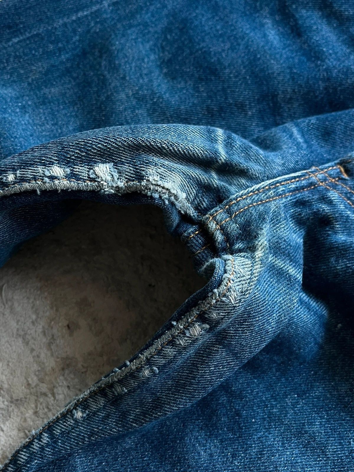 Levi's Levi’s Made in USA Vintage 1996 Sz W 26 L 30 Rare Size 26" / US 2 / IT 38 - 11 Thumbnail