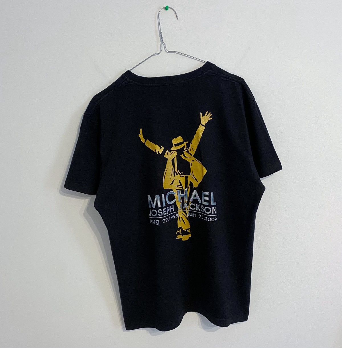 Michael Jackson Vintage Micheal Jackson King of Pop Memorial Tee / T Shirt Size US M / EU 48-50 / 2 - 3 Thumbnail