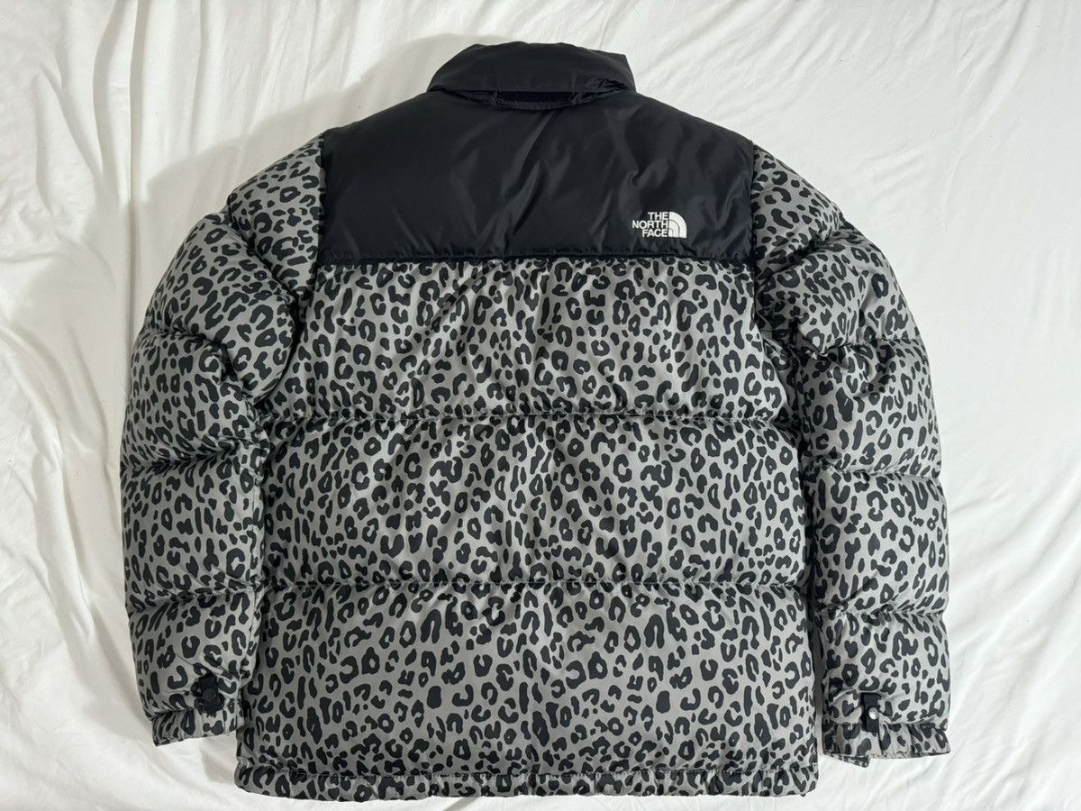 Supreme × The North Face Supreme x The North Face 2011 Cheetah Print Nuptse Size US M / EU 48-50 / 2 - 8 Thumbnail