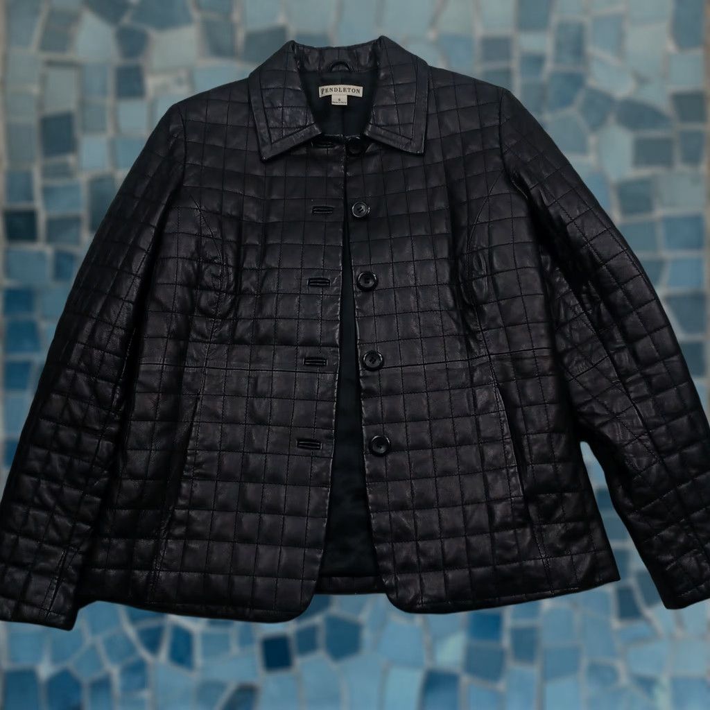 Pendleton Pendleton Leather Jacket Womens Small Black Quilted Pockets Button Up - Regular Fit, Stones Entitled Size S / US 4 / IT 40 - 1 Thumbnail