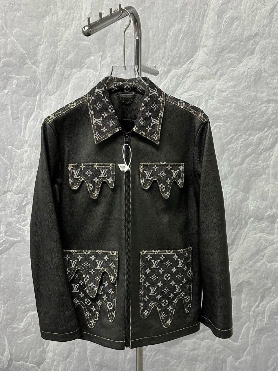 Louis Vuitton Louis Vuitton Monogram Leather Jacket Size 46 Size US S / EU 44-46 / 1 - 1 Thumbnail