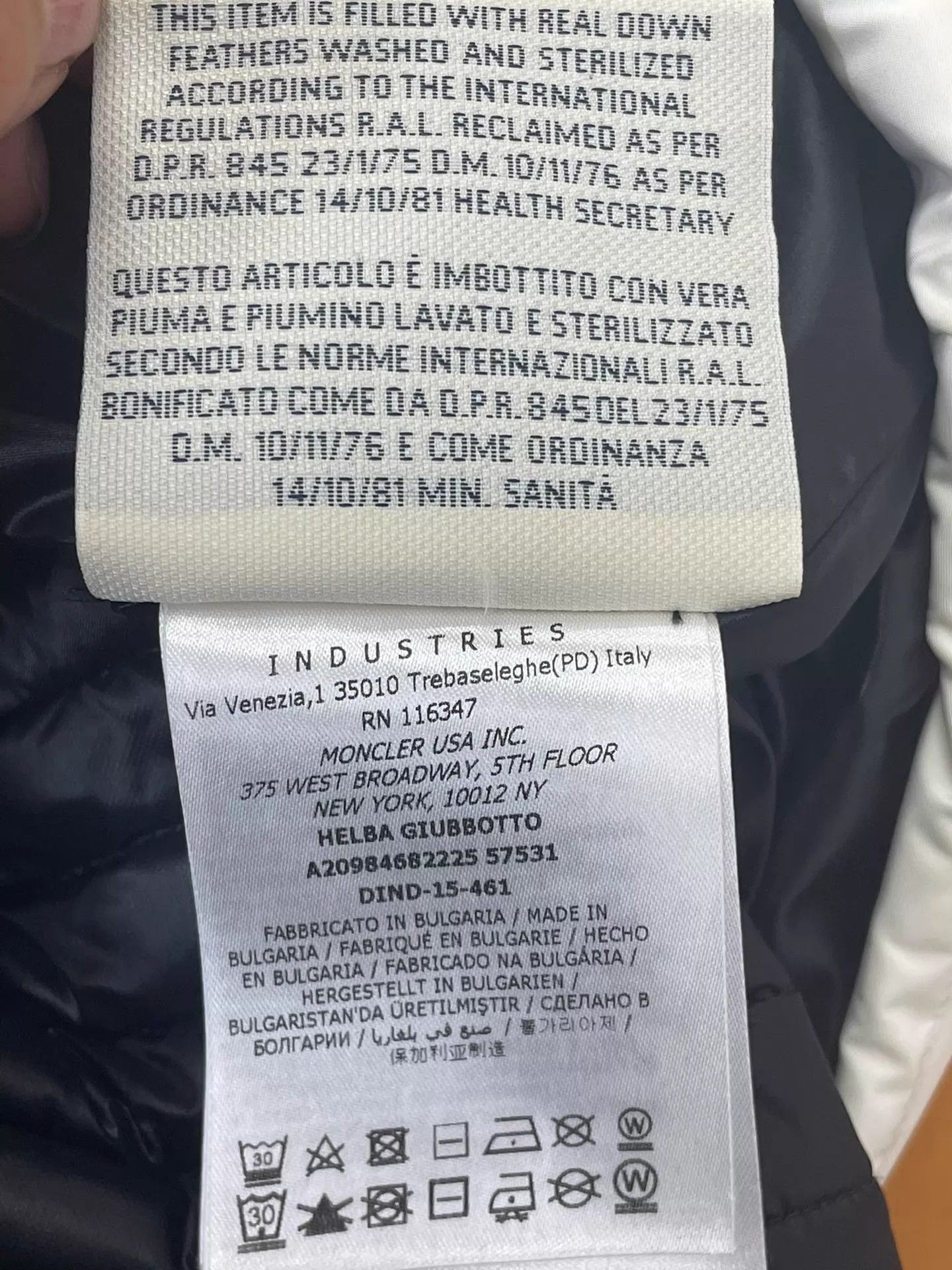Moncler Moncler White & Black Puffer Jacket Size 1 Classic Size US S / EU 44-46 / 1 - 5 Thumbnail