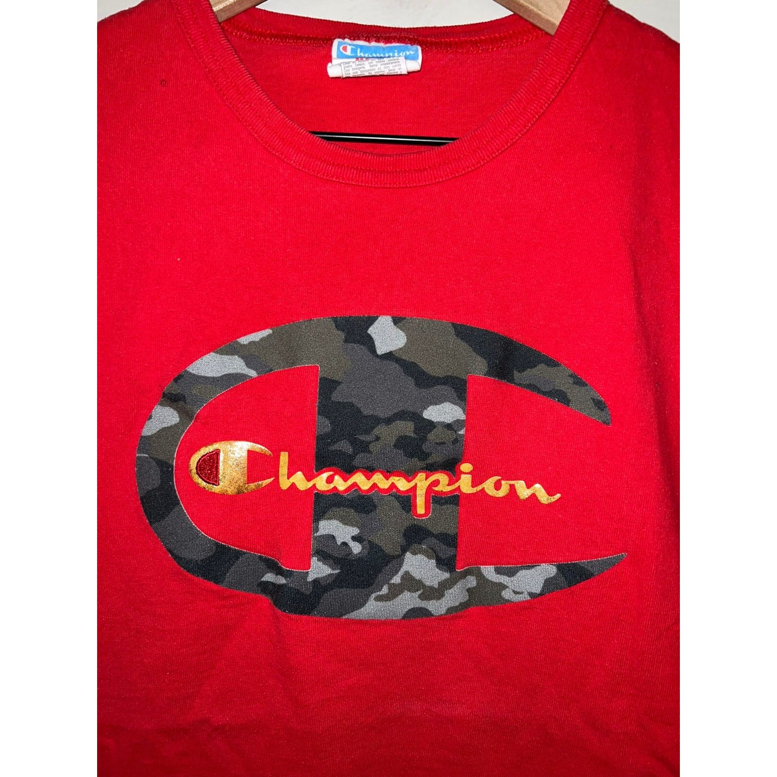 Champion Y2K Champion Camo Logo Shirt Red Tee 2000s M Medium Size US M / EU 48-50 / 2 - 2 Thumbnail