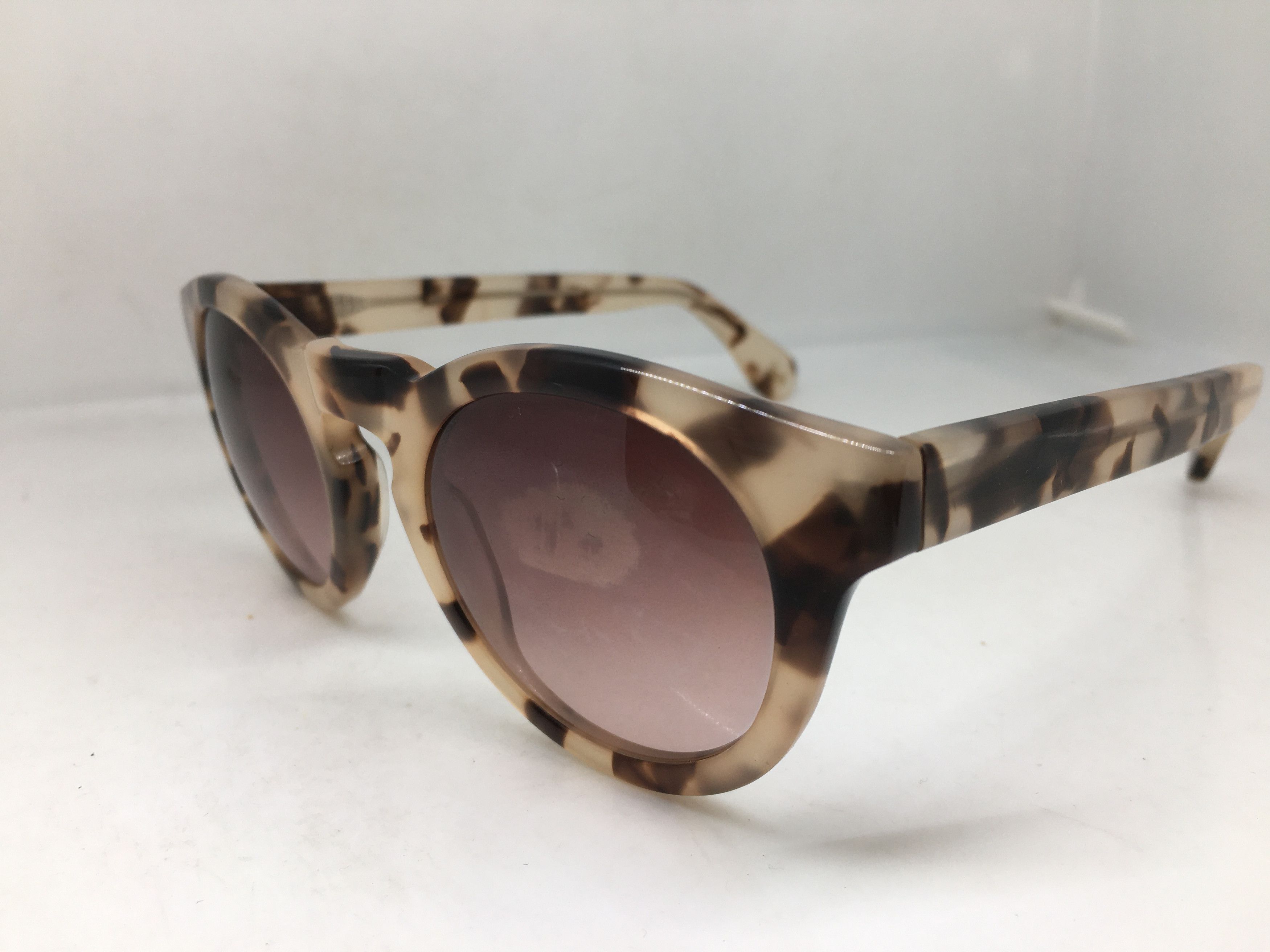 Other Handmade Acetate ARISTOCRAT Keyhole Bridge Sunglasses Size ONE SIZE - 3 Thumbnail
