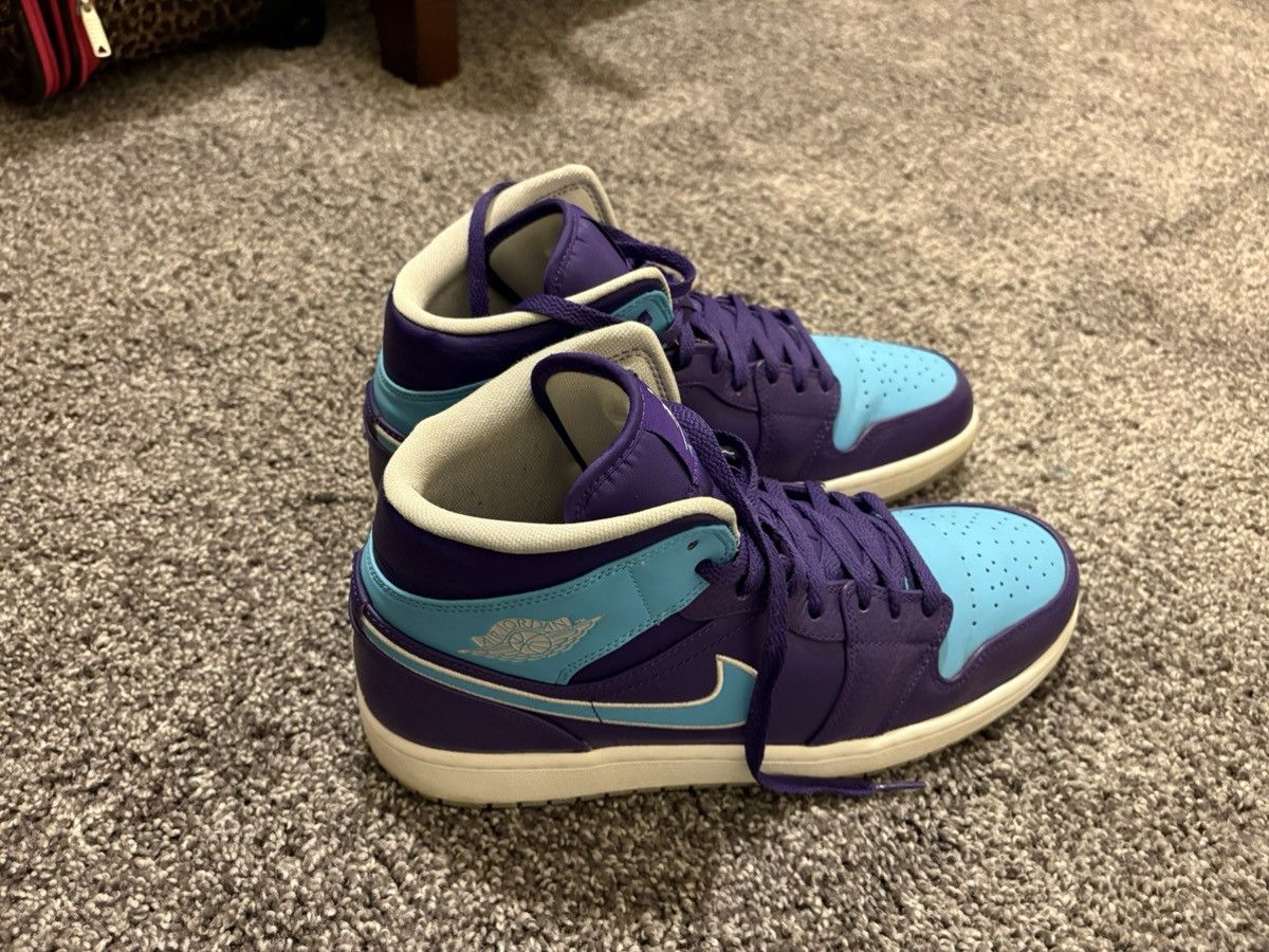 Jordan Brand 2014 OG JORDAN RETRO ONE MID HORNETS Size US 12 / EU 45 - 7 Thumbnail