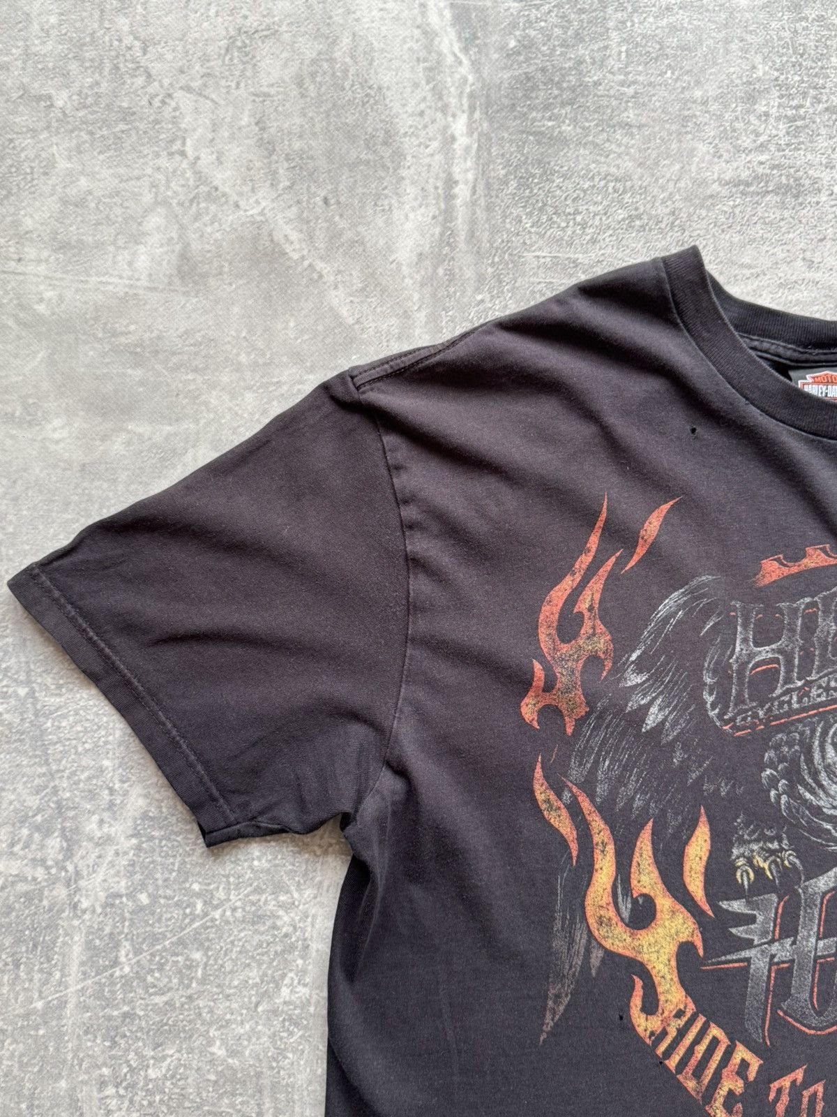 Harley Davidson 🔥Vintage Harley Davidson Fire Trashed T-shirt Size US XL / EU 56 / 4 - 7 Thumbnail