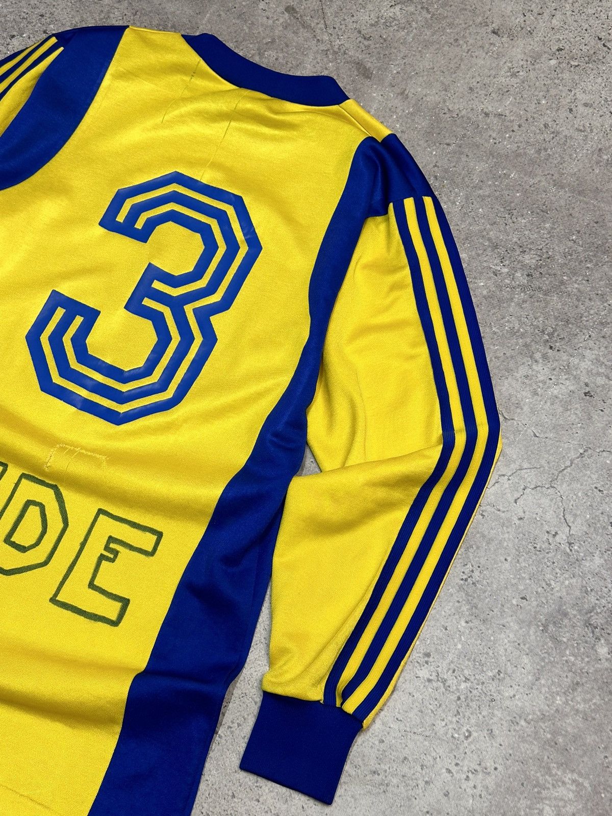 Adidas Vintage West Germany Adidas football longsleeve jersey rare Size US M / EU 48-50 / 2 - 10 Thumbnail