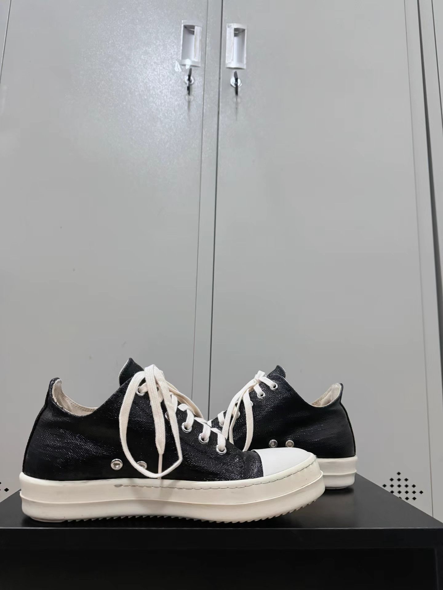 Rick Owens Rick Owens waxed canvas Converse high-top Size US 6 / EU 39 - 7 Thumbnail