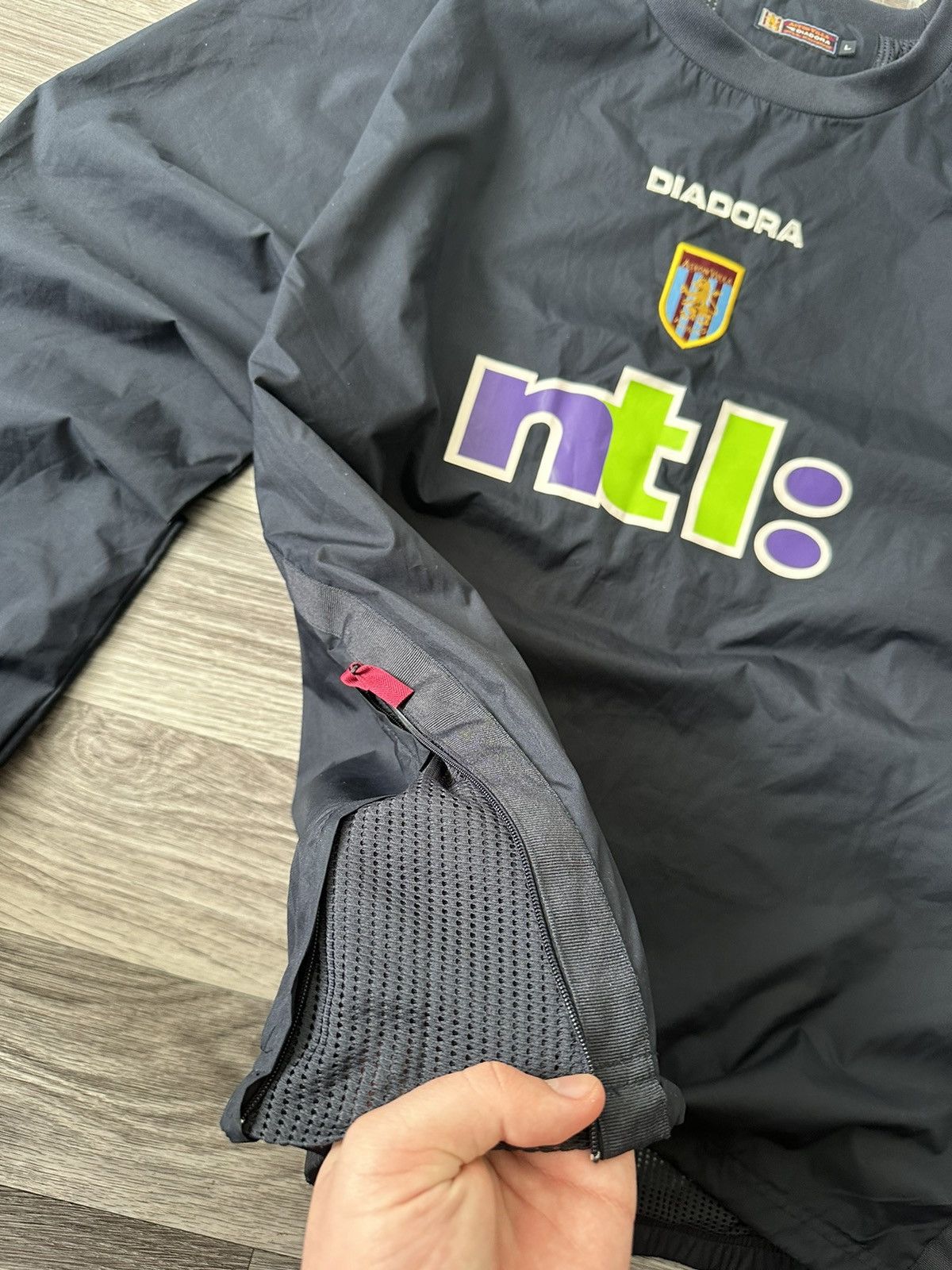 Diadora Diadora Vintage Aston Villa 2000-2002 Navy Blue sweatshirt Size US L / EU 52-54 / 3 - 6 Thumbnail