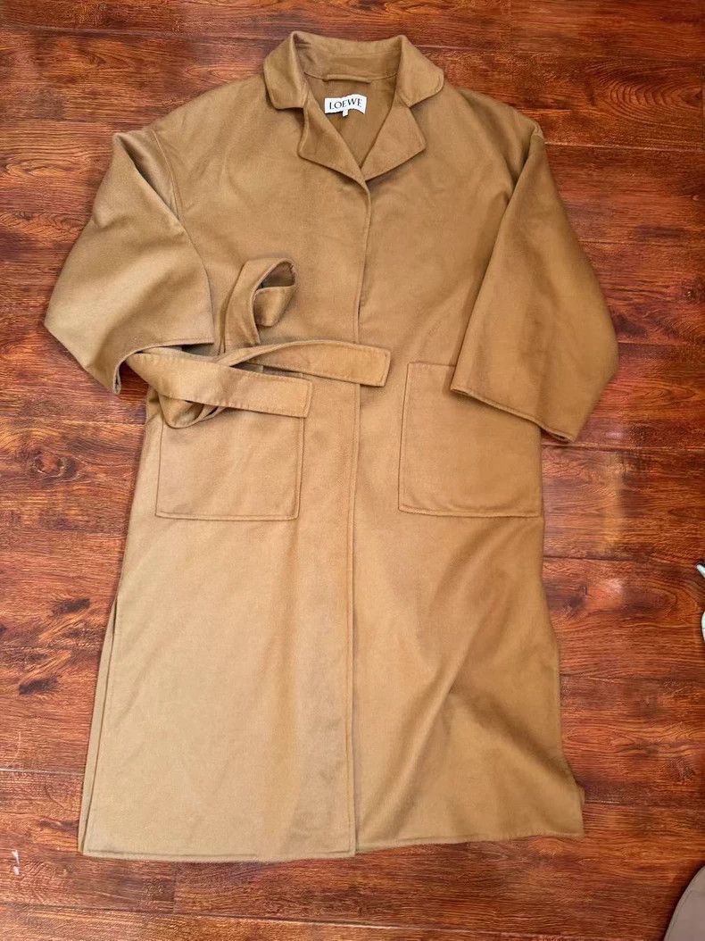 Loewe LOEWE Camel-colored bathrobe style coat Size M / US 6-8 / IT 42-44 - 1 Thumbnail