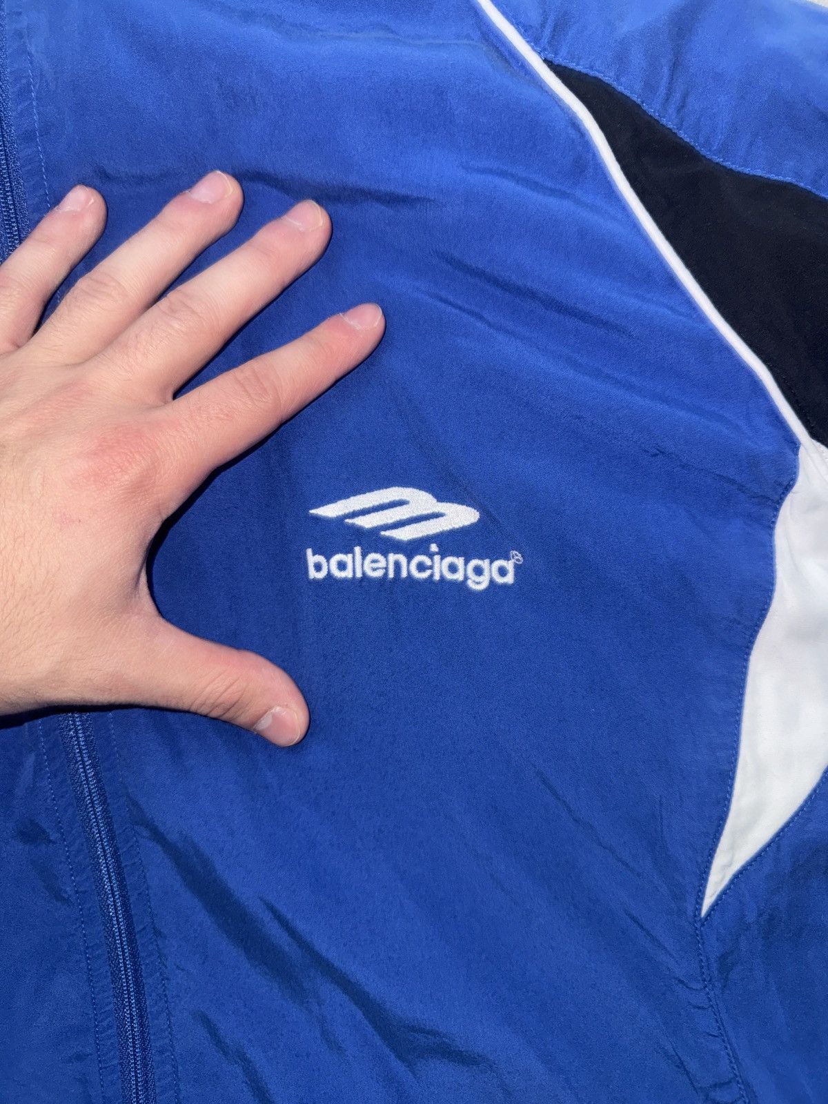 Balenciaga Balenciaga Sporty B Oversized Track Jacket Size US XXL / EU 58 / 5 - 7 Thumbnail