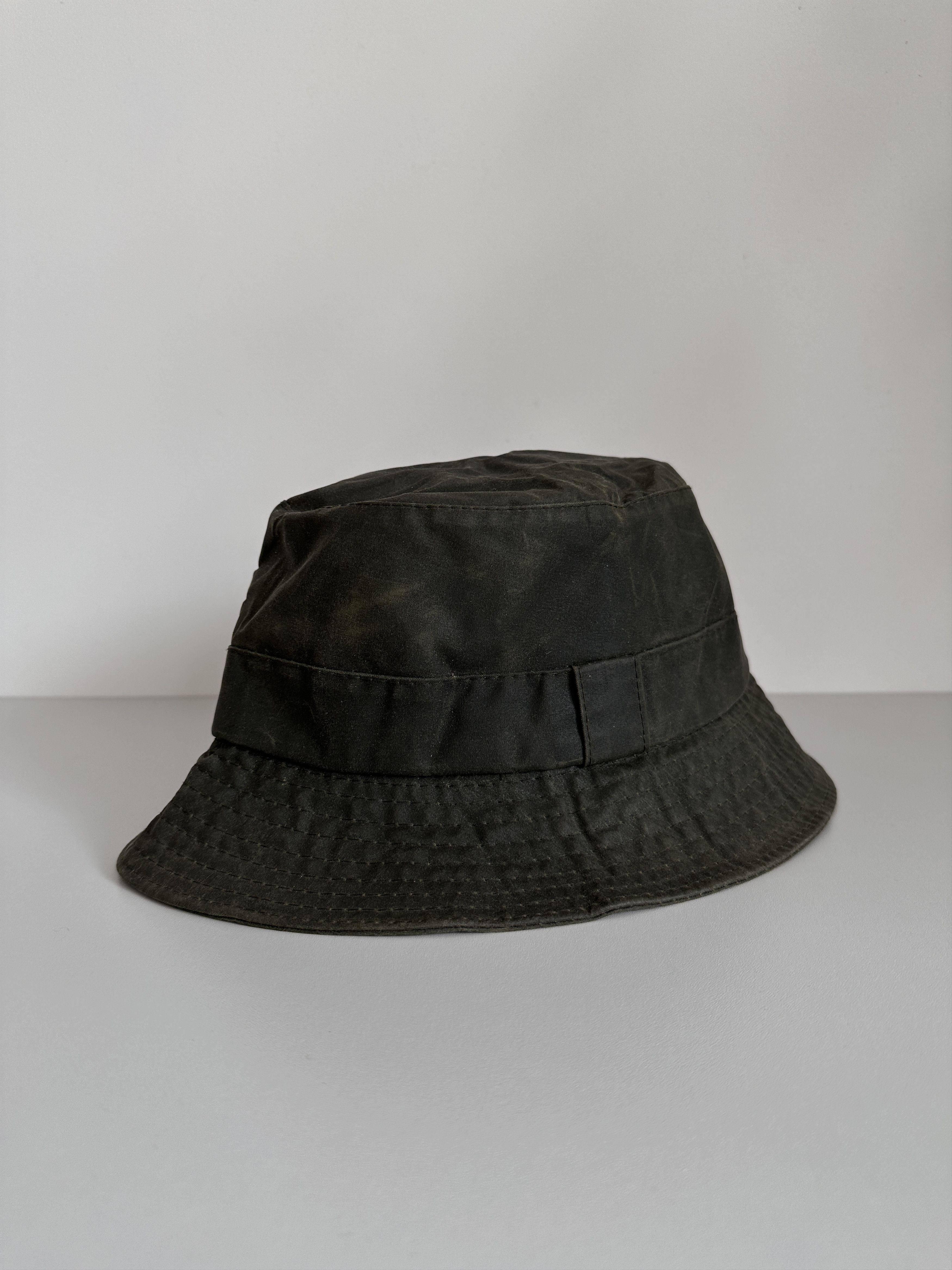 Barbour Vintage Barbour Wax Bucket Hat Unisex Size ONE SIZE - 4 Thumbnail