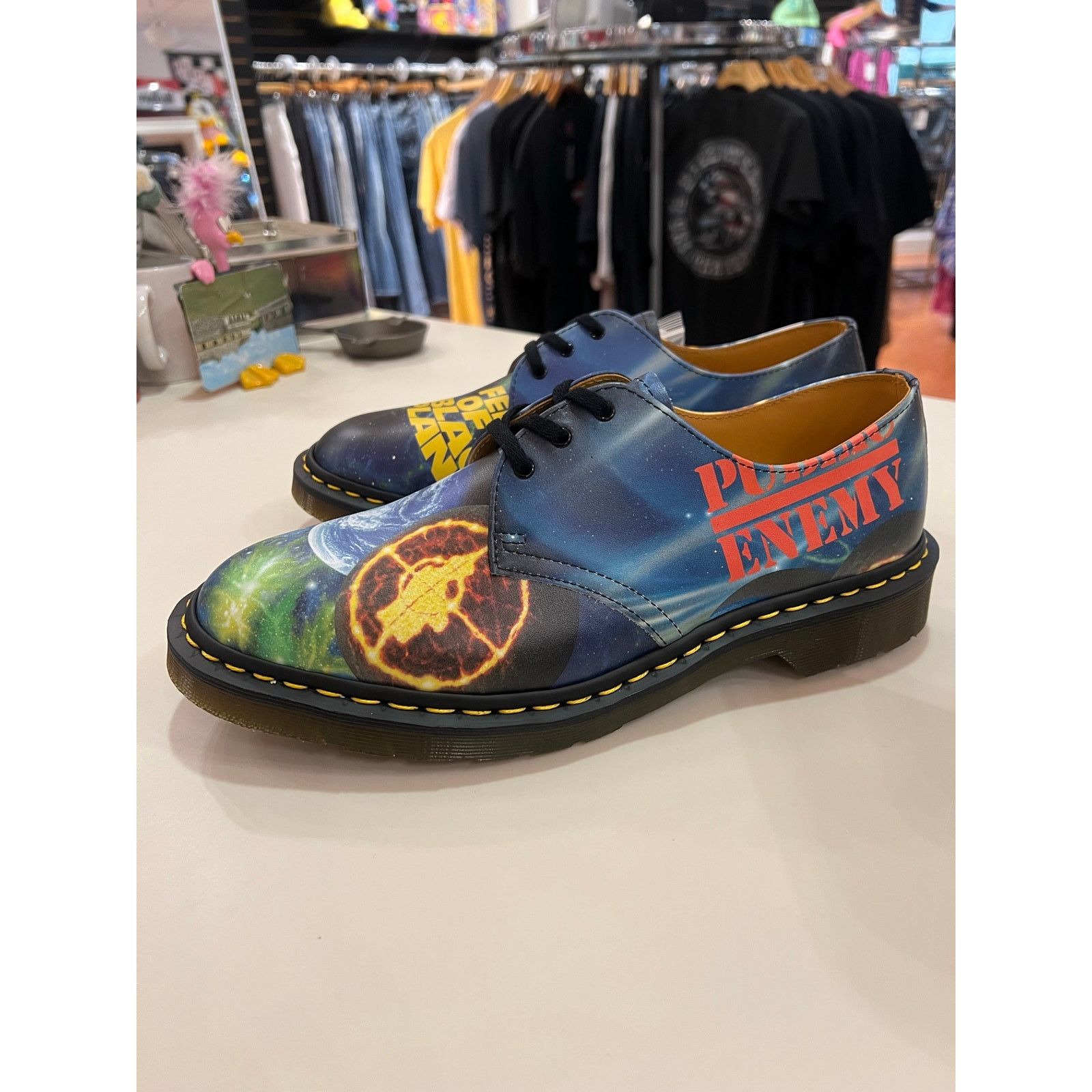 Public Enemy × Supreme × Undercover Dr Martens 3-Eye Supreme Undercover Public Enemy Size 10 DS Size US 10 / EU 43 - 2 Thumbnail